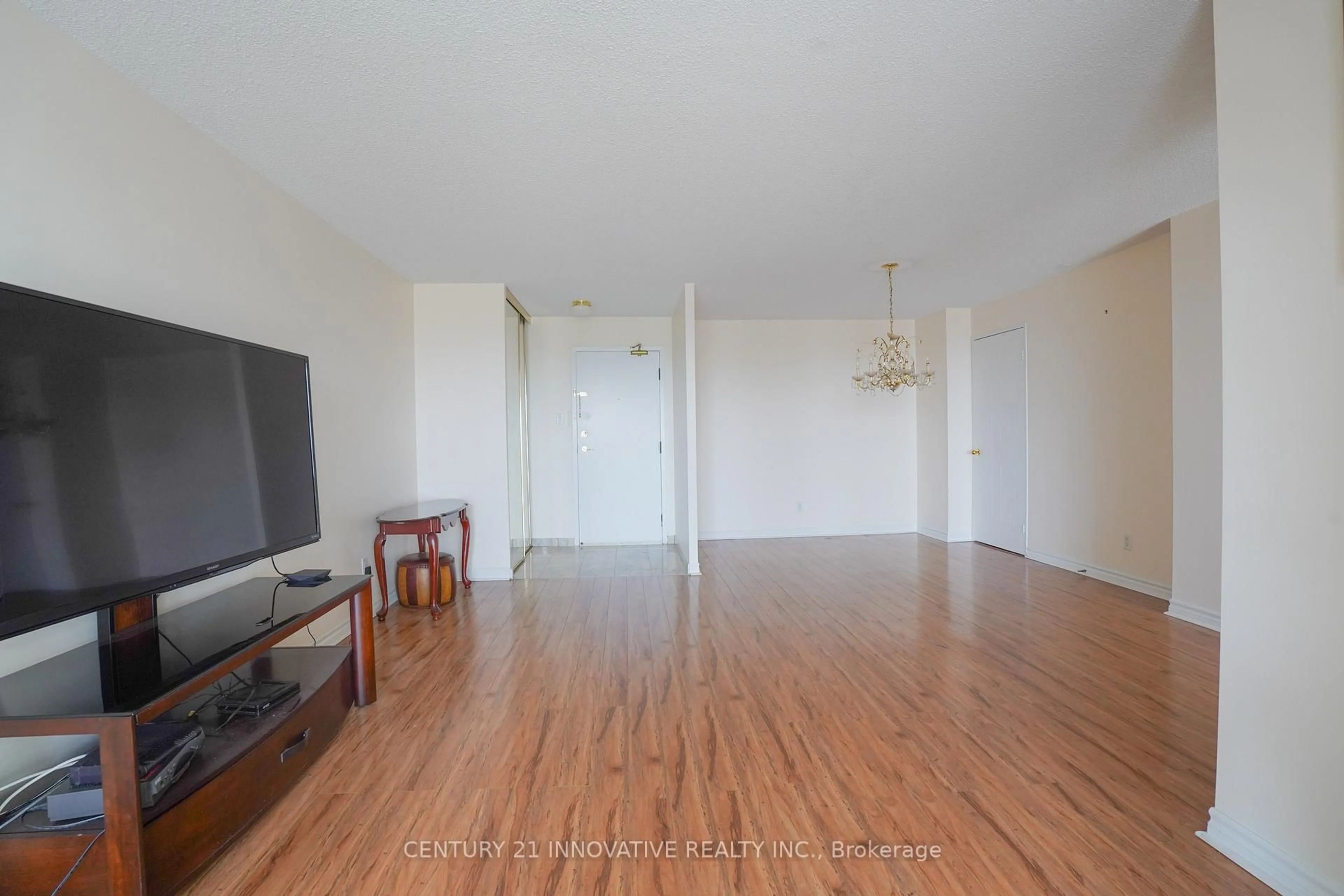 A pic of a room for 11753 Sheppard Ave #916, Toronto Ontario M1B 5M3