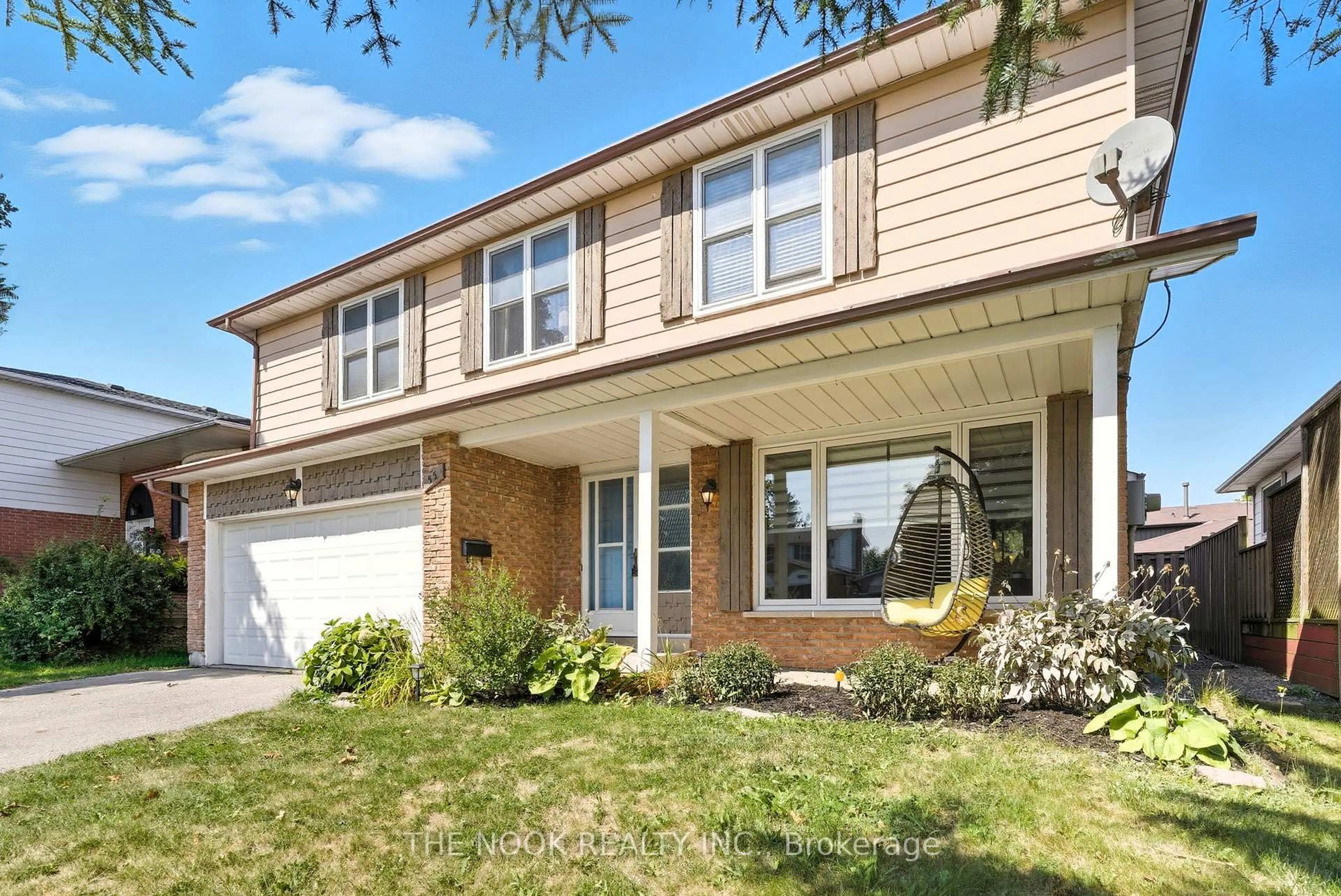 Home with vinyl exterior material, street for 55 Rosalynne Ave, Clarington Ontario L1C 3X7