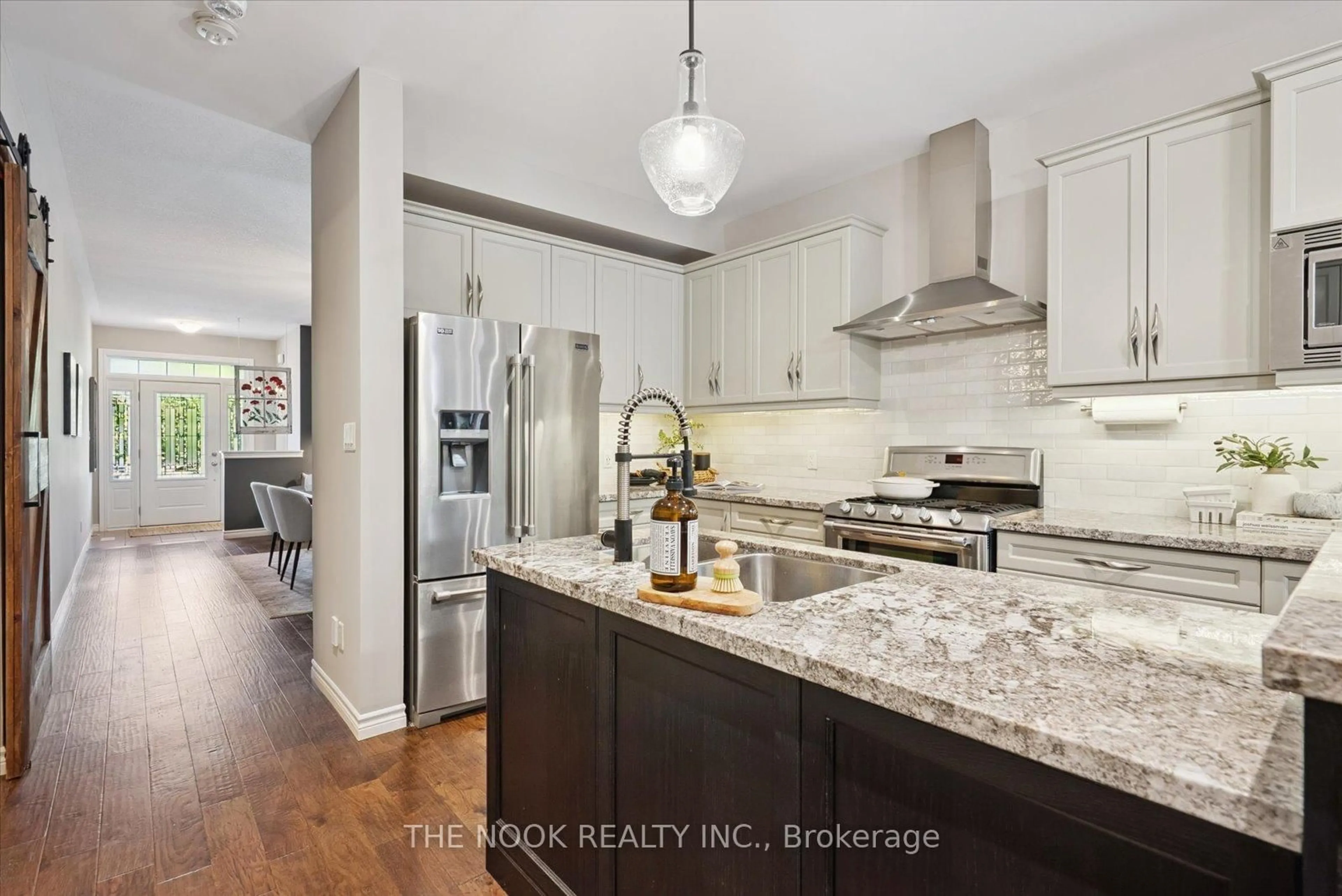 Open concept kitchen, ceramic/tile floor for 18 Mahaffy Pl, Clarington Ontario L1E 0H9