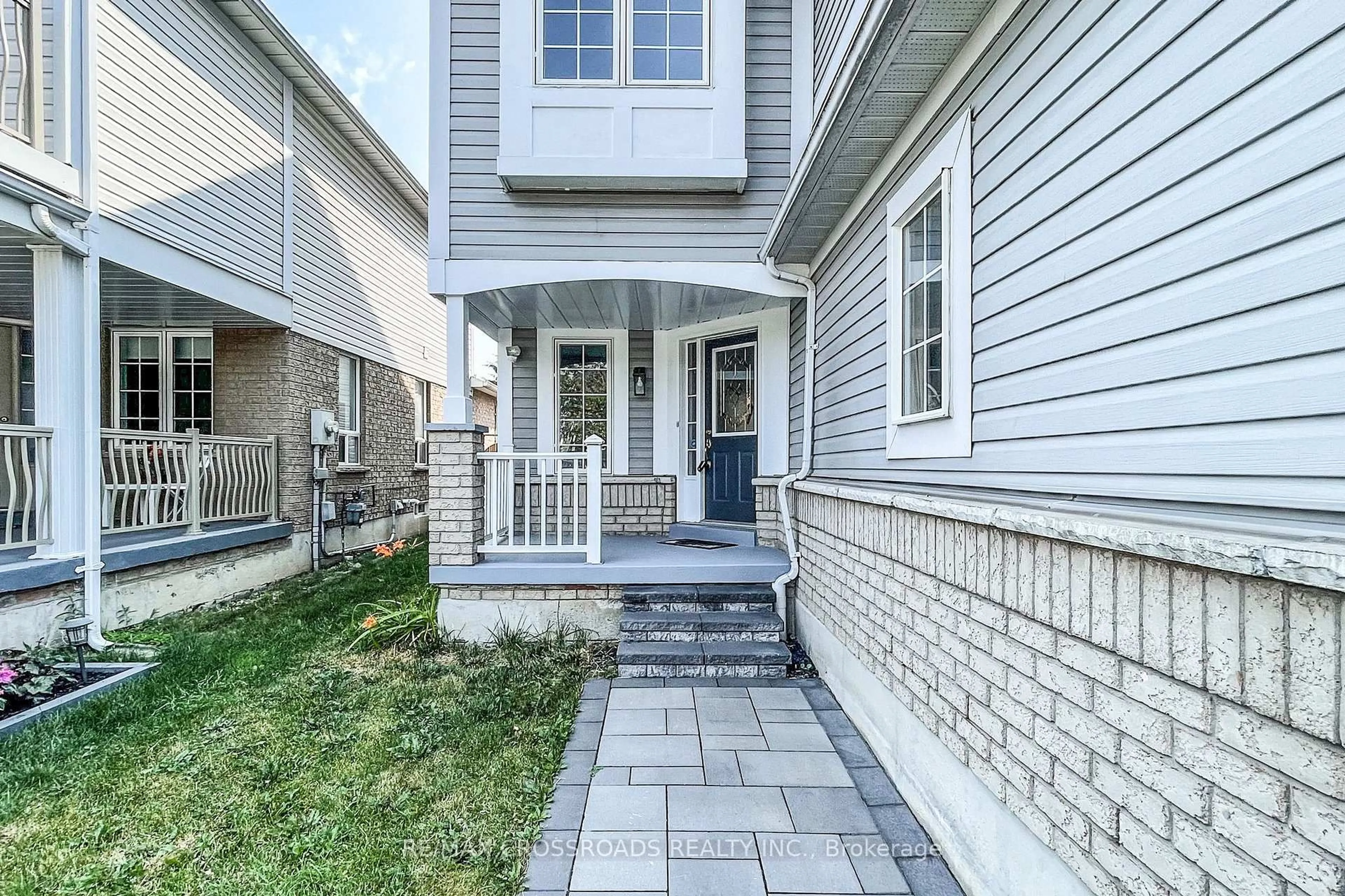 Unknown for 29 Regatta Cres, Whitby Ontario L1N 9V2