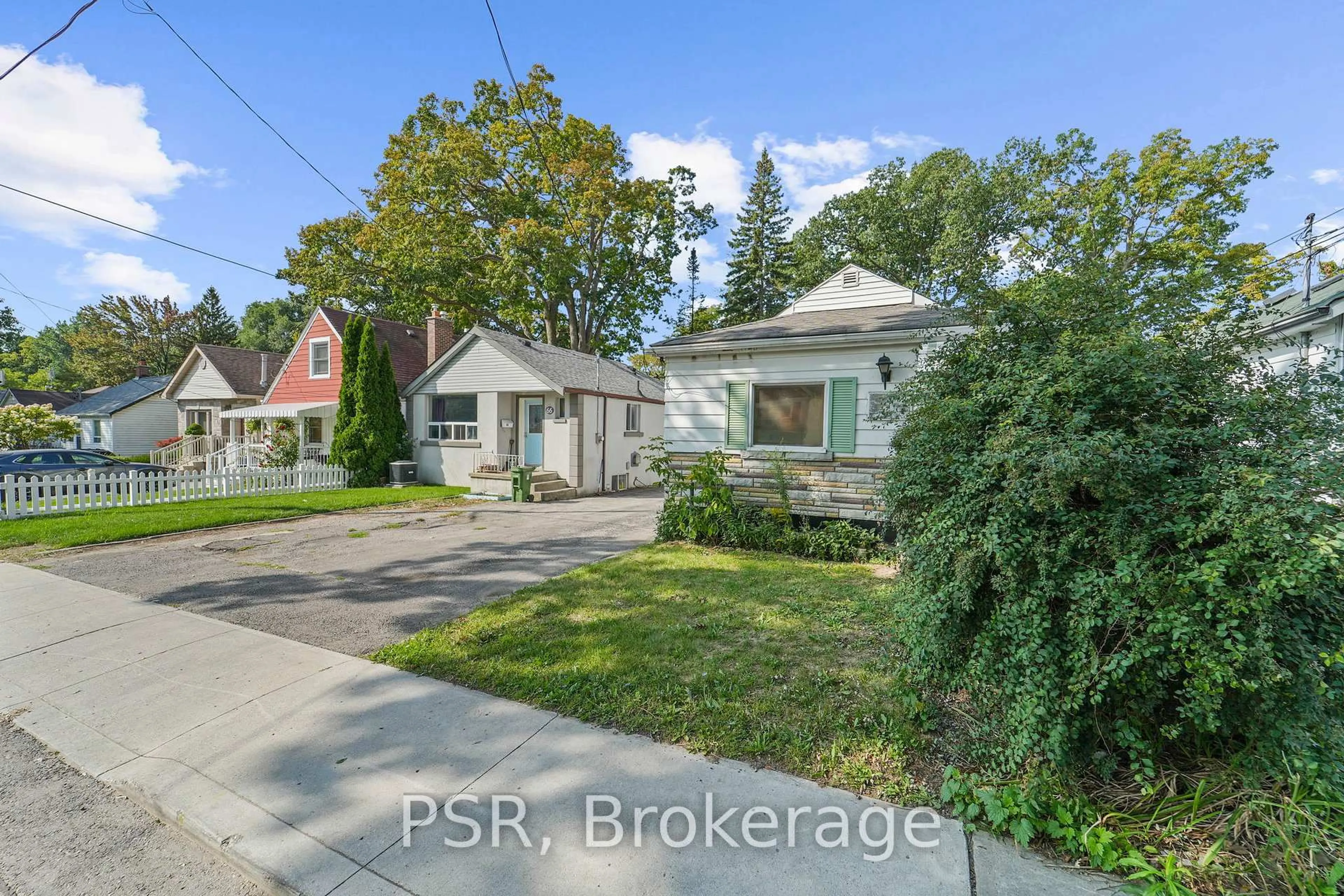 A pic from outside/outdoor area/front of a property/back of a property/a pic from drone, street for 68 Mcdonald Ave, Toronto Ontario M1L 3Y8