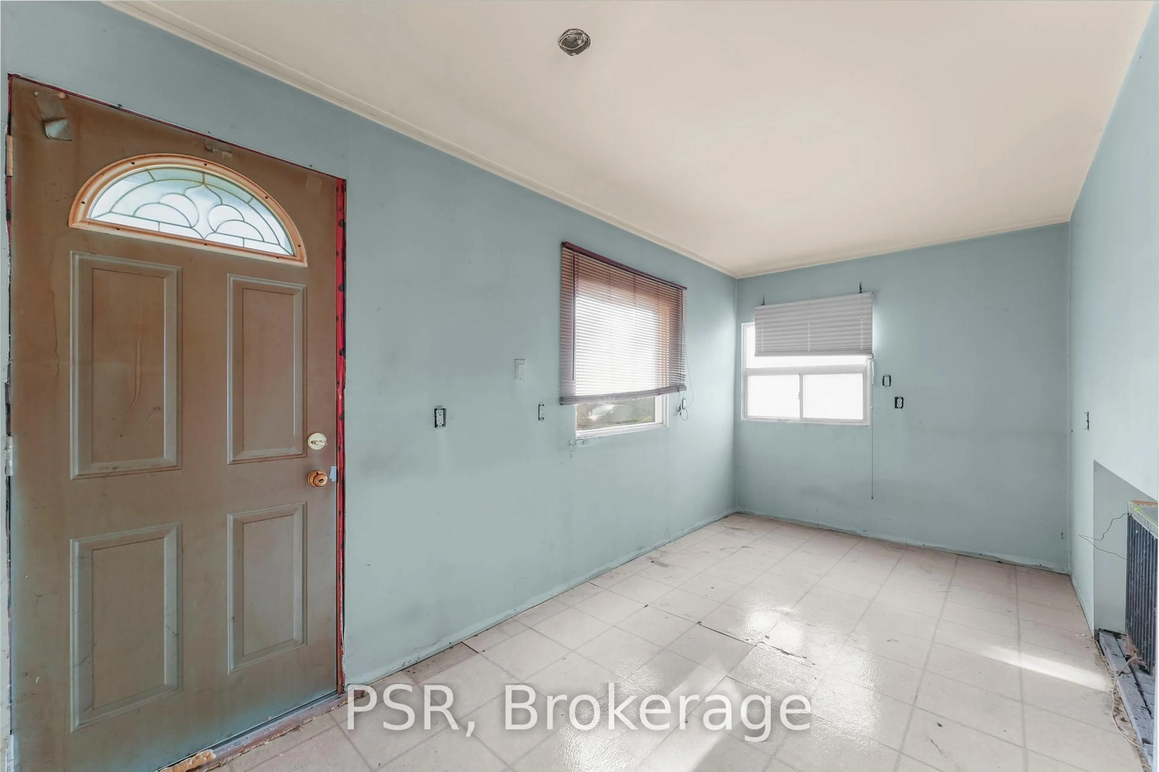 A pic of a room for 68 Mcdonald Ave, Toronto Ontario M1L 3Y8