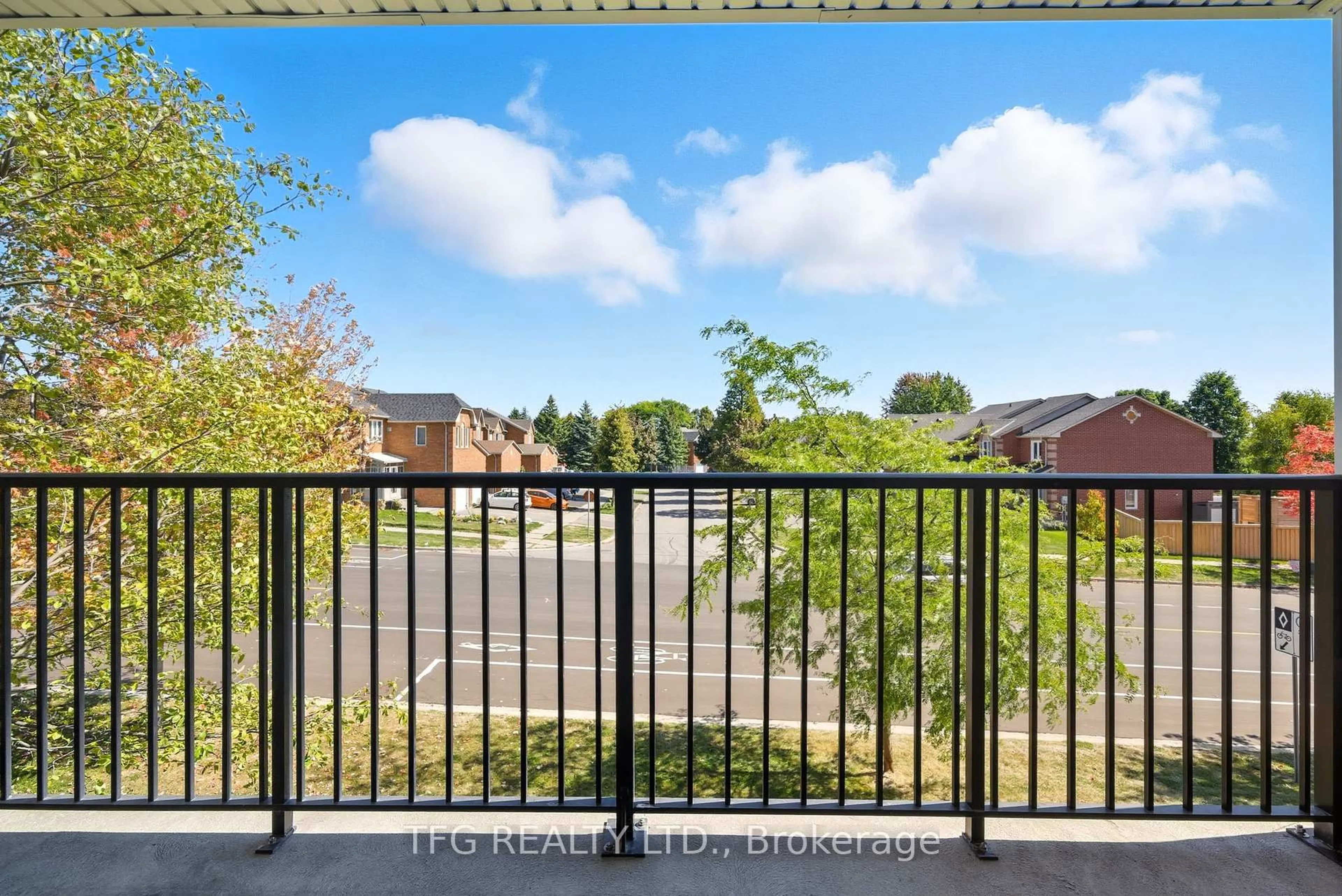 Unknown for 106 Aspen Springs Dr #211, Clarington Ontario L1C 5N7