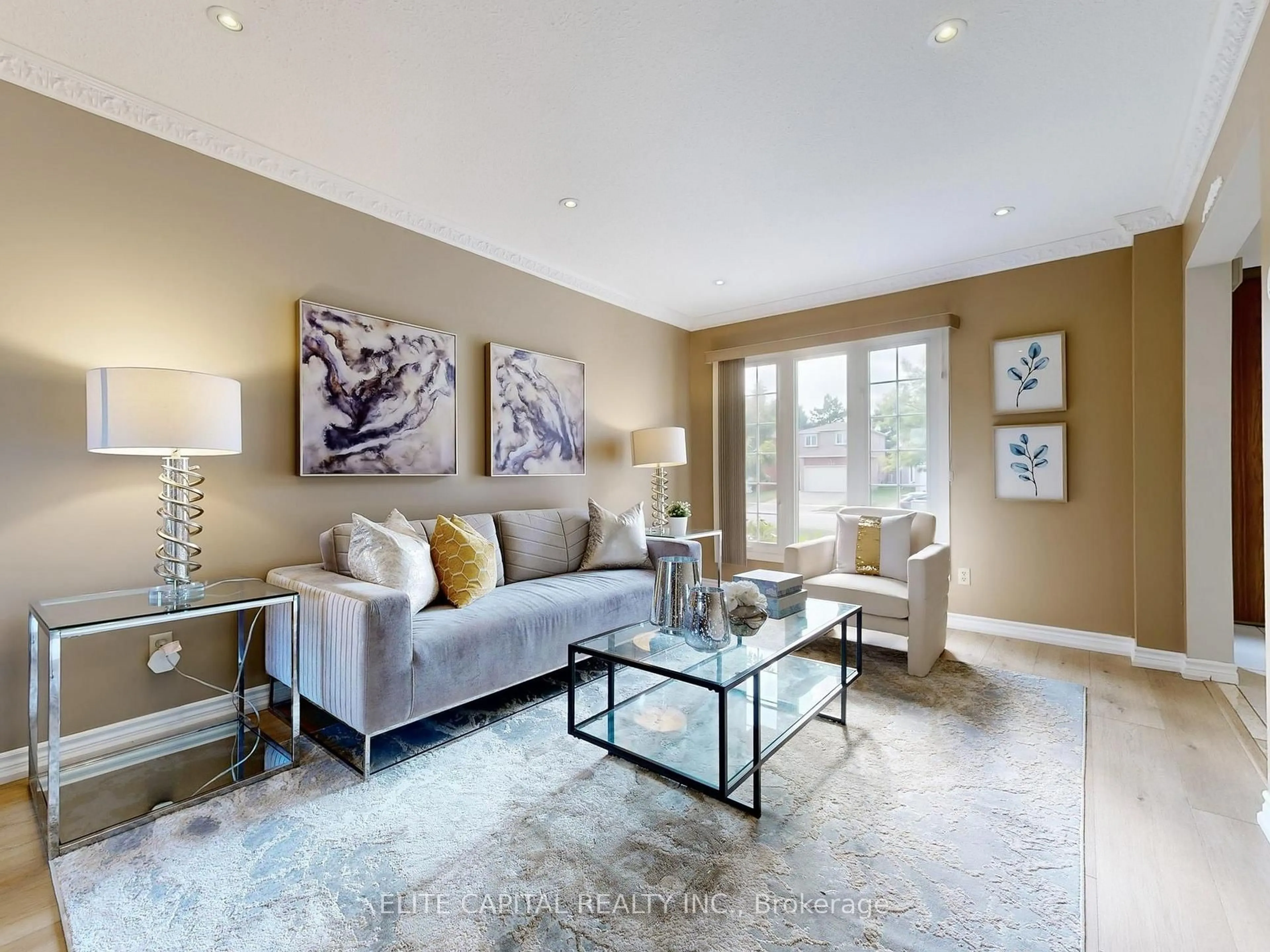 Living room with furniture, unknown for 179 Bethany Leigh Dr, Toronto Ontario M1V 2T6