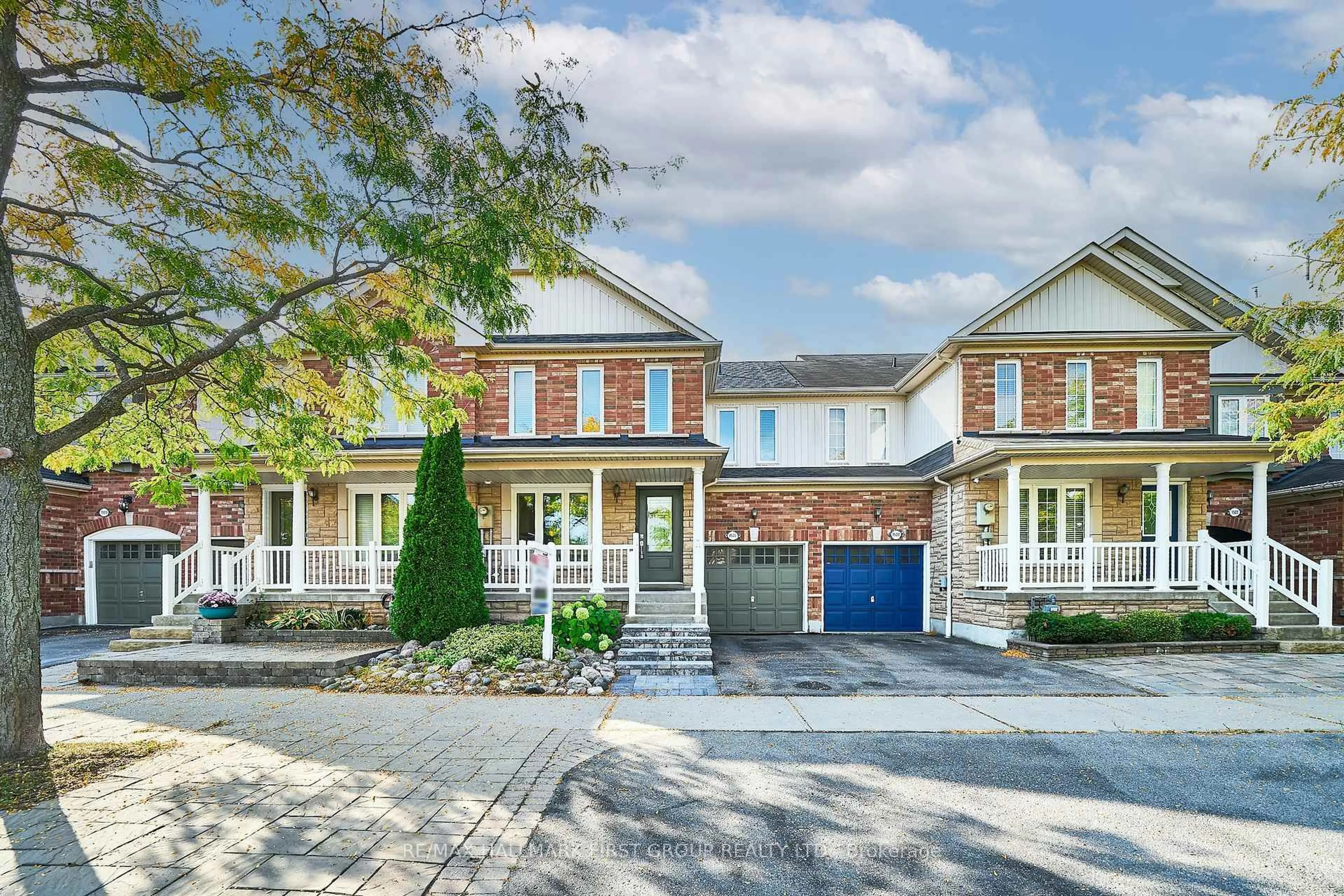 Home with brick exterior material, street for 1505 Avonmore Sq, Pickering Ontario L1V 7H2