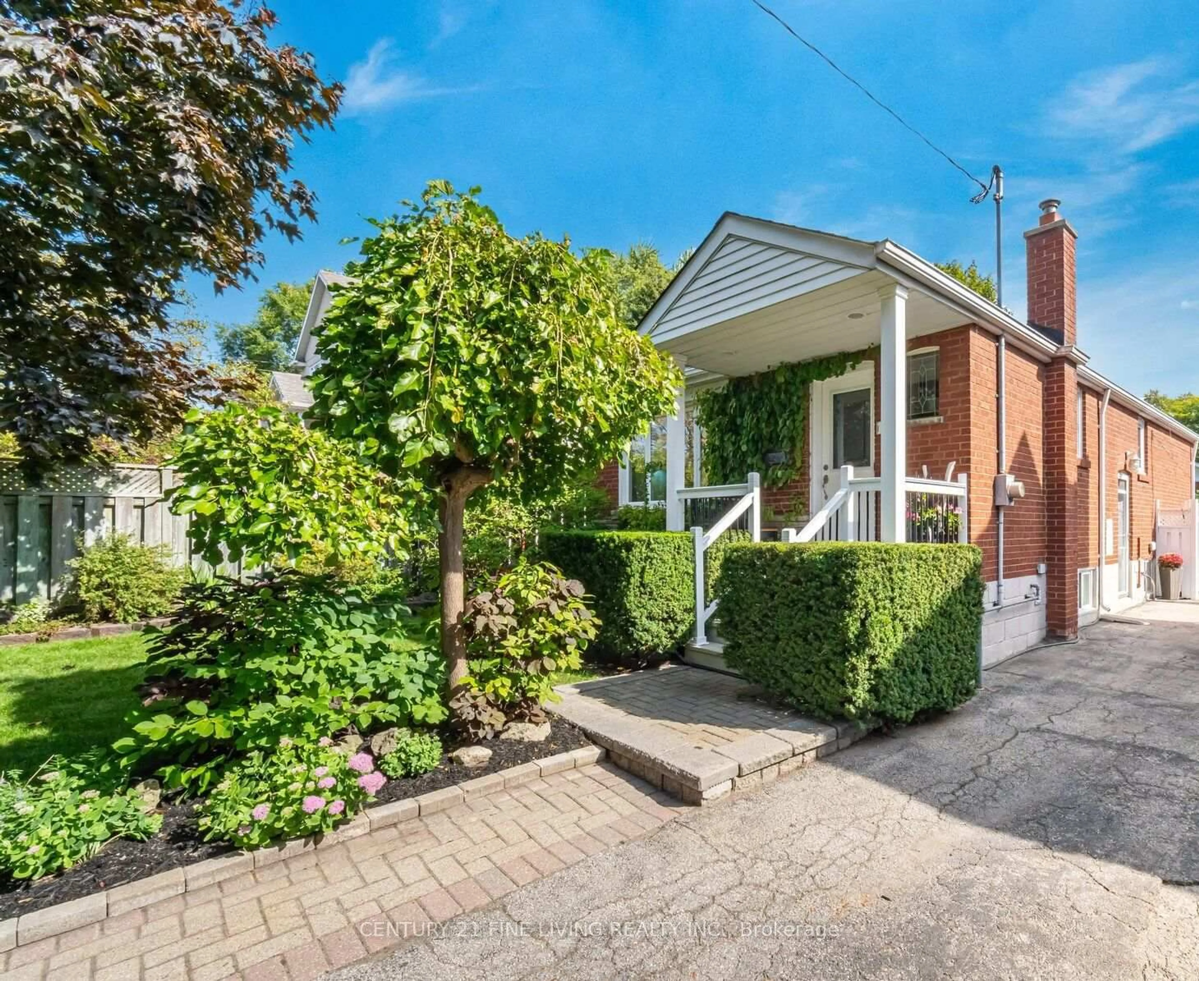 Home with brick exterior material, street for 151 Brooklawn Ave, Toronto Ontario M1M 2P8