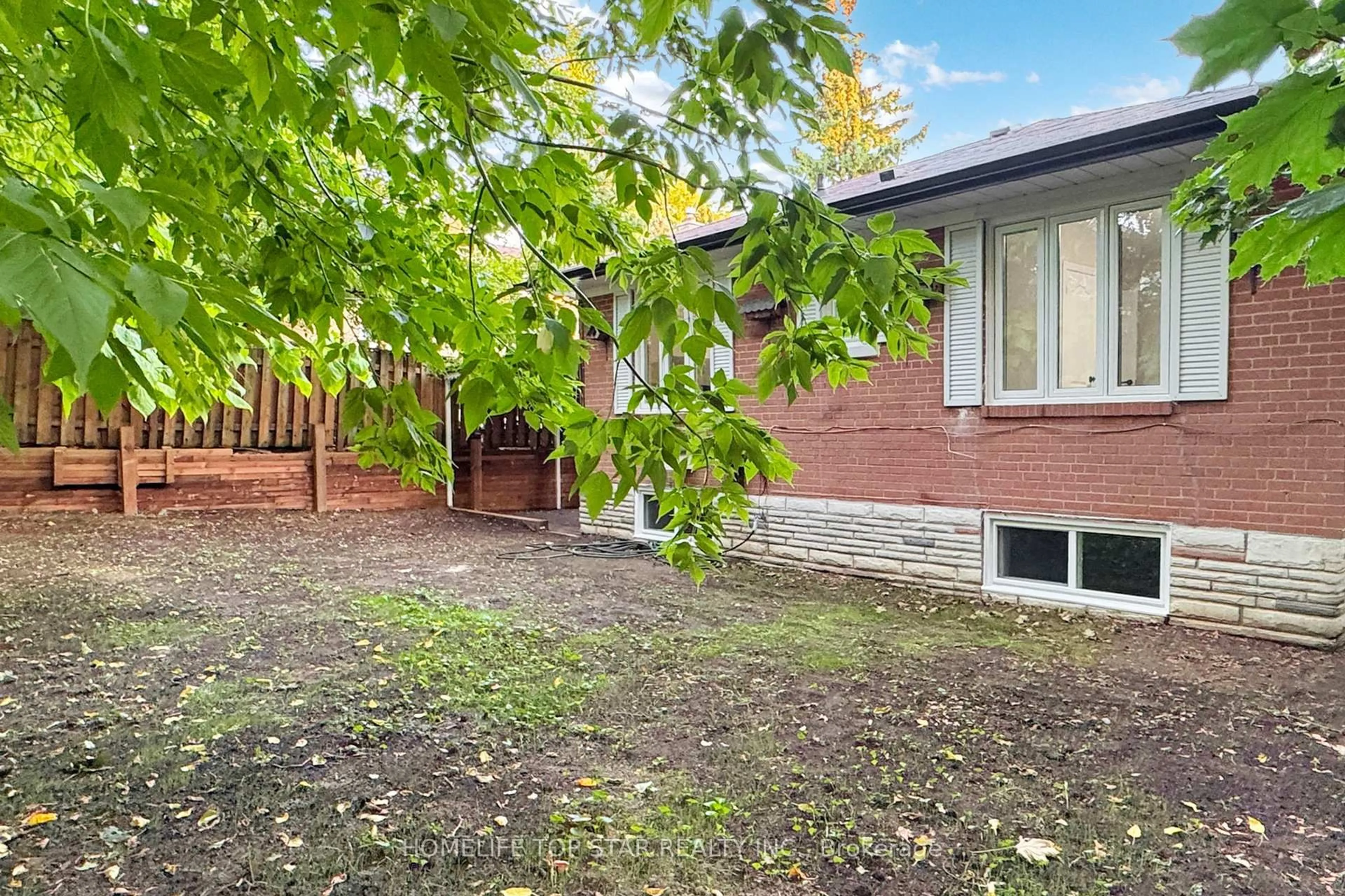 Unknown for 36 Belyea Cres, Toronto Ontario M1J 1V7