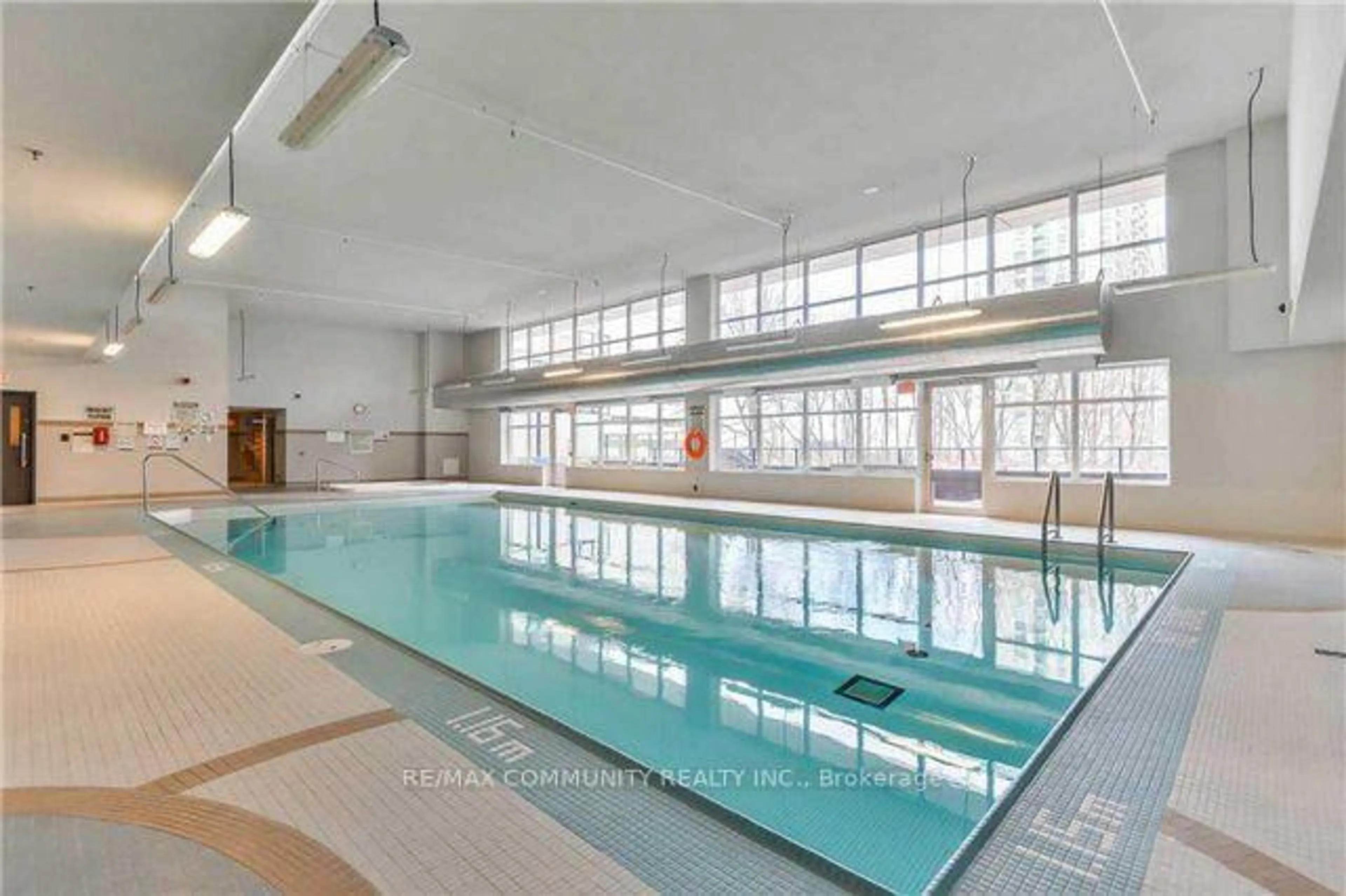 Pool for 25 Town Centre Crt #2010, Toronto Ontario M1P 0B4