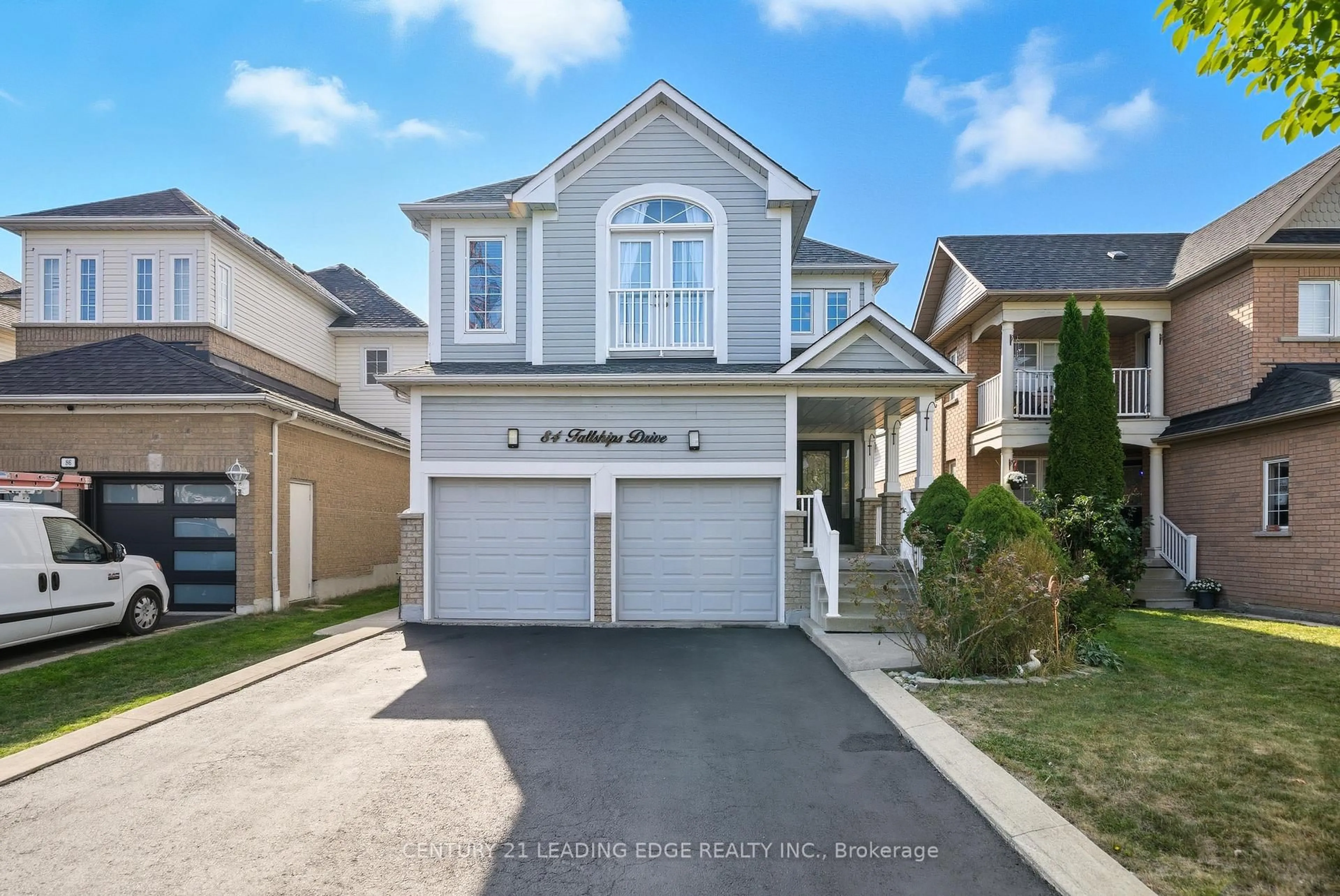 Home with vinyl exterior material, street for 84 Tallships Dr, Whitby Ontario L1N 9X5