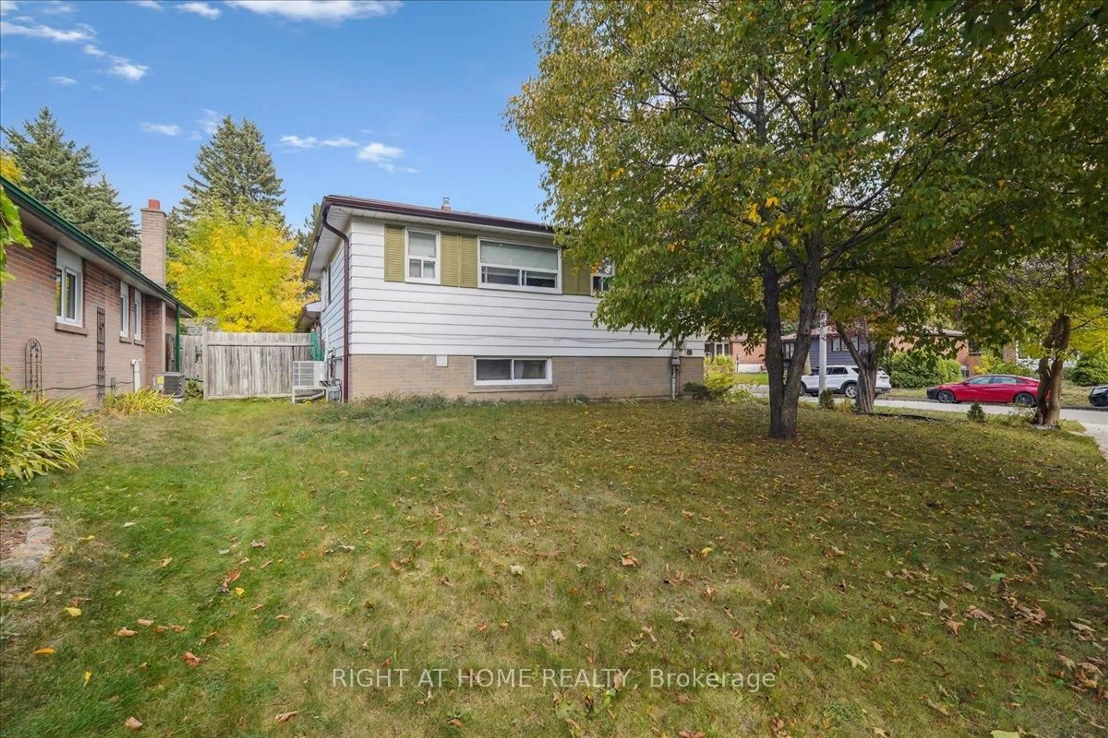 A pic from outside/outdoor area/front of a property/back of a property/a pic from drone, street for 1 Sealstone Terr, Toronto Ontario M1E 4J6