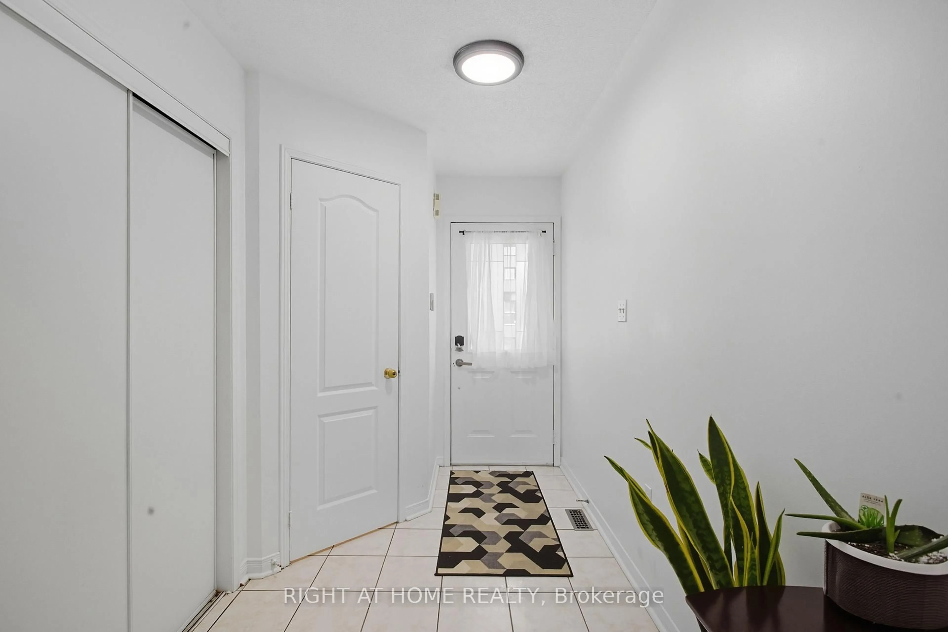 Indoor entryway for 69 Cathedral Dr, Whitby Ontario L1R 3N9