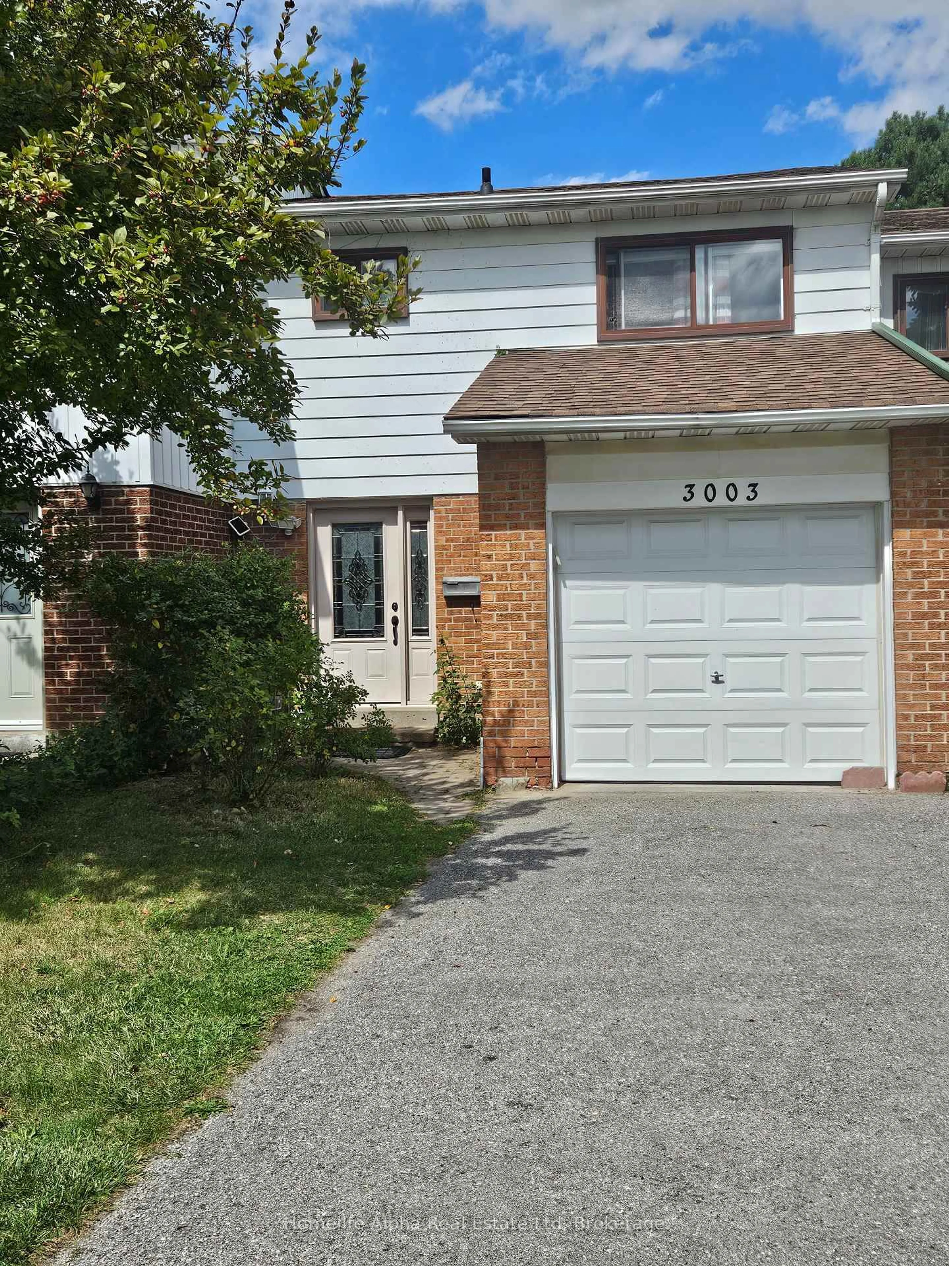 Home with brick exterior material, street for 3003 Bridletowne Circ, Toronto Ontario M1W 2C9