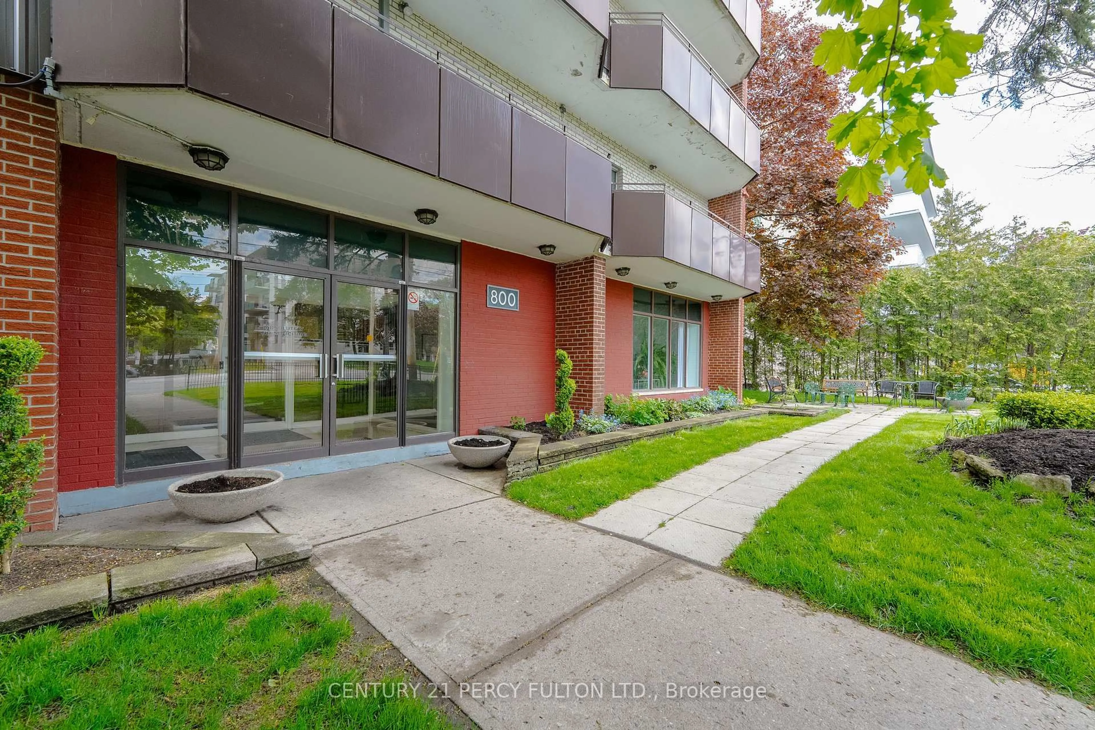 Unknown for 800 Kennedy Rd #212, Toronto Ontario M1K 2C9