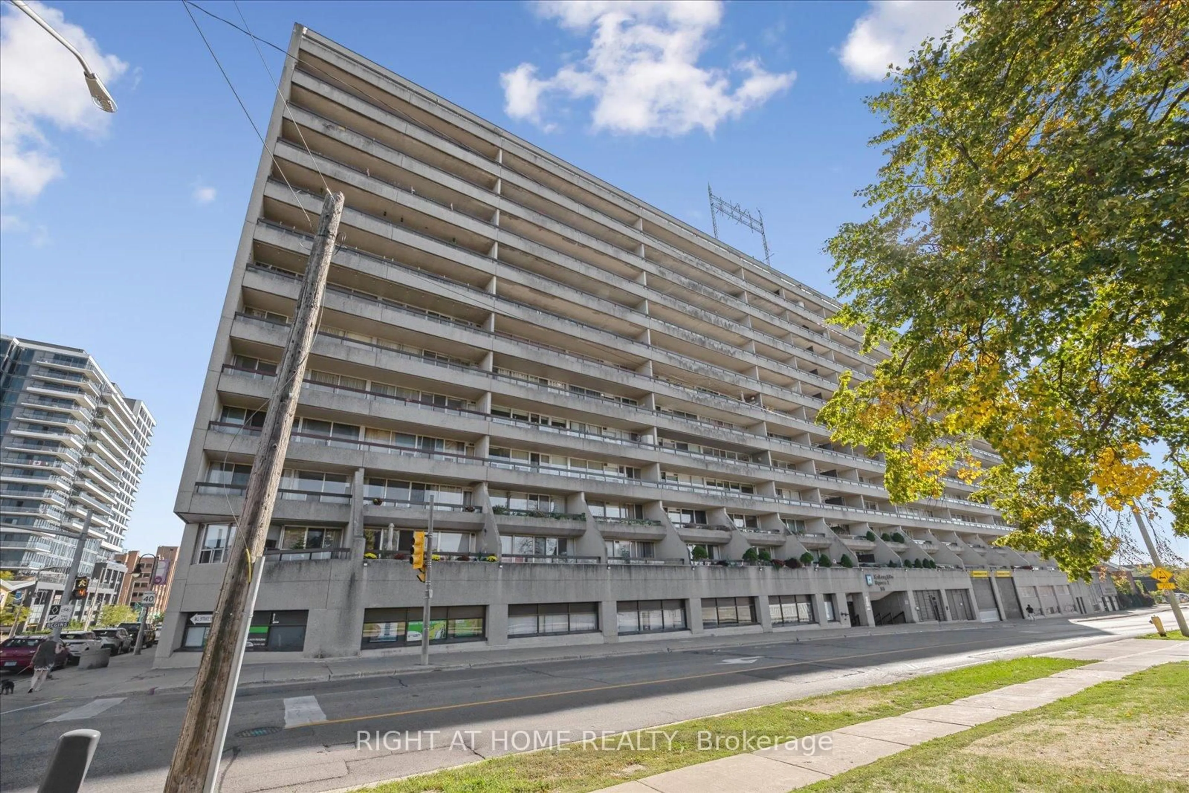 Unknown for 55 William St #411, Oshawa Ontario L1G 7C9