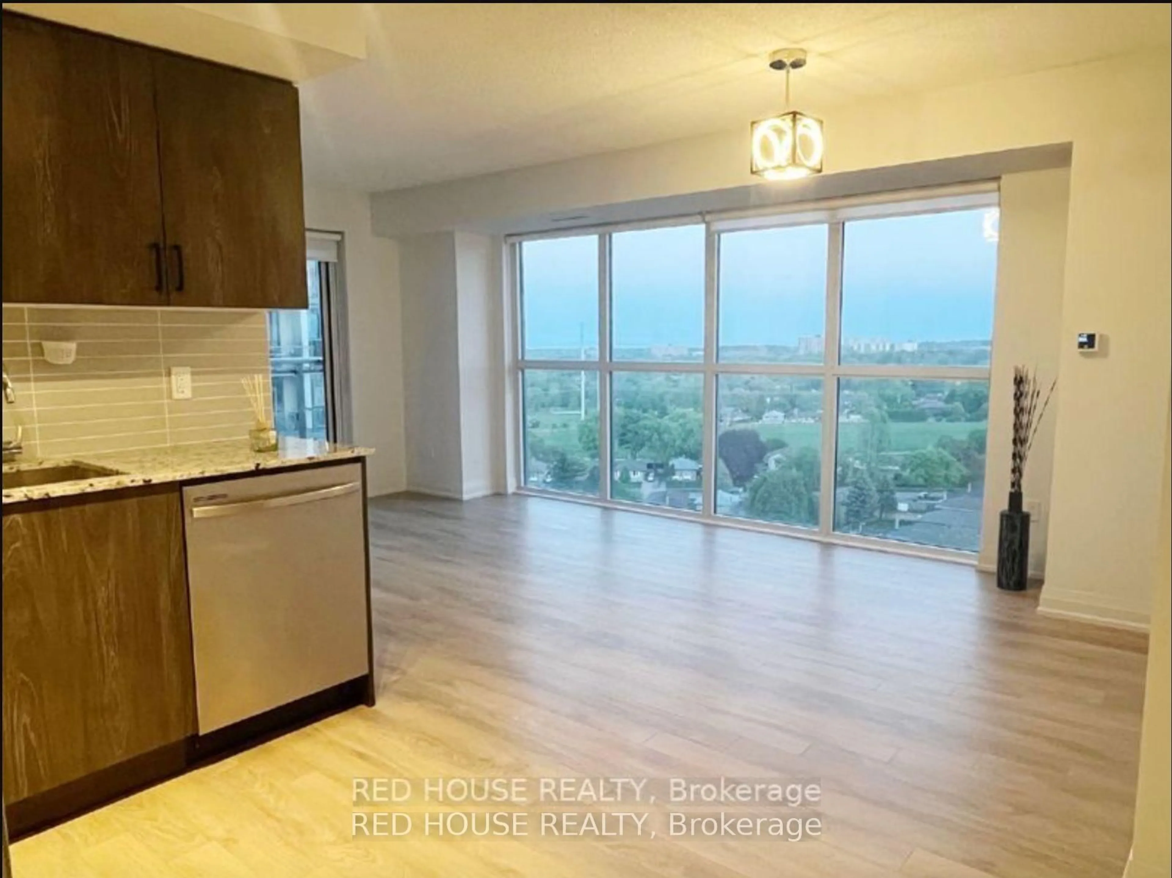 A pic of a room for 20 Meadowglen Pl #1504, Toronto Ontario M1H 2Y5