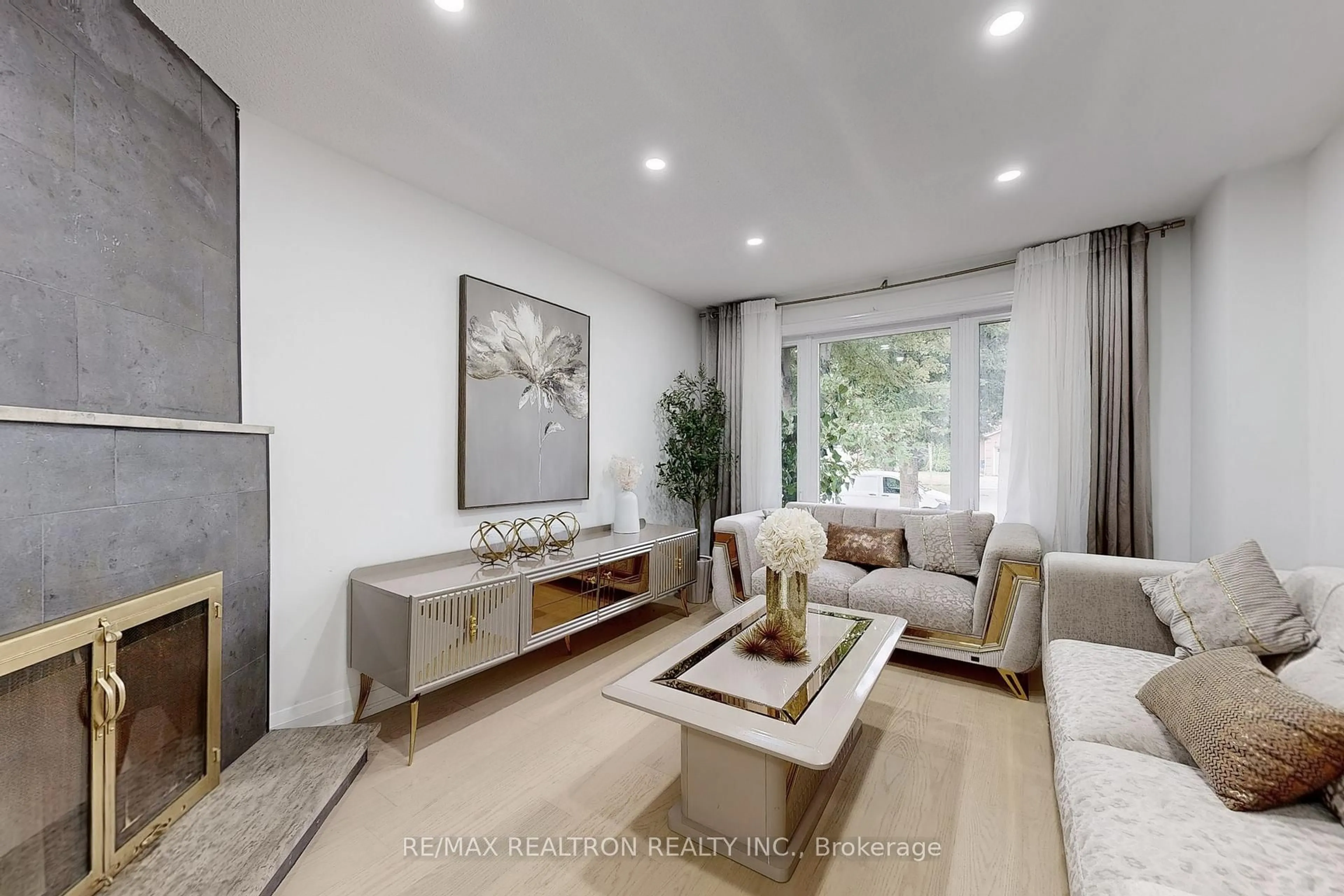 Living room with furniture, unknown for 21 Delaney Dr, Ajax Ontario L1T 2K4