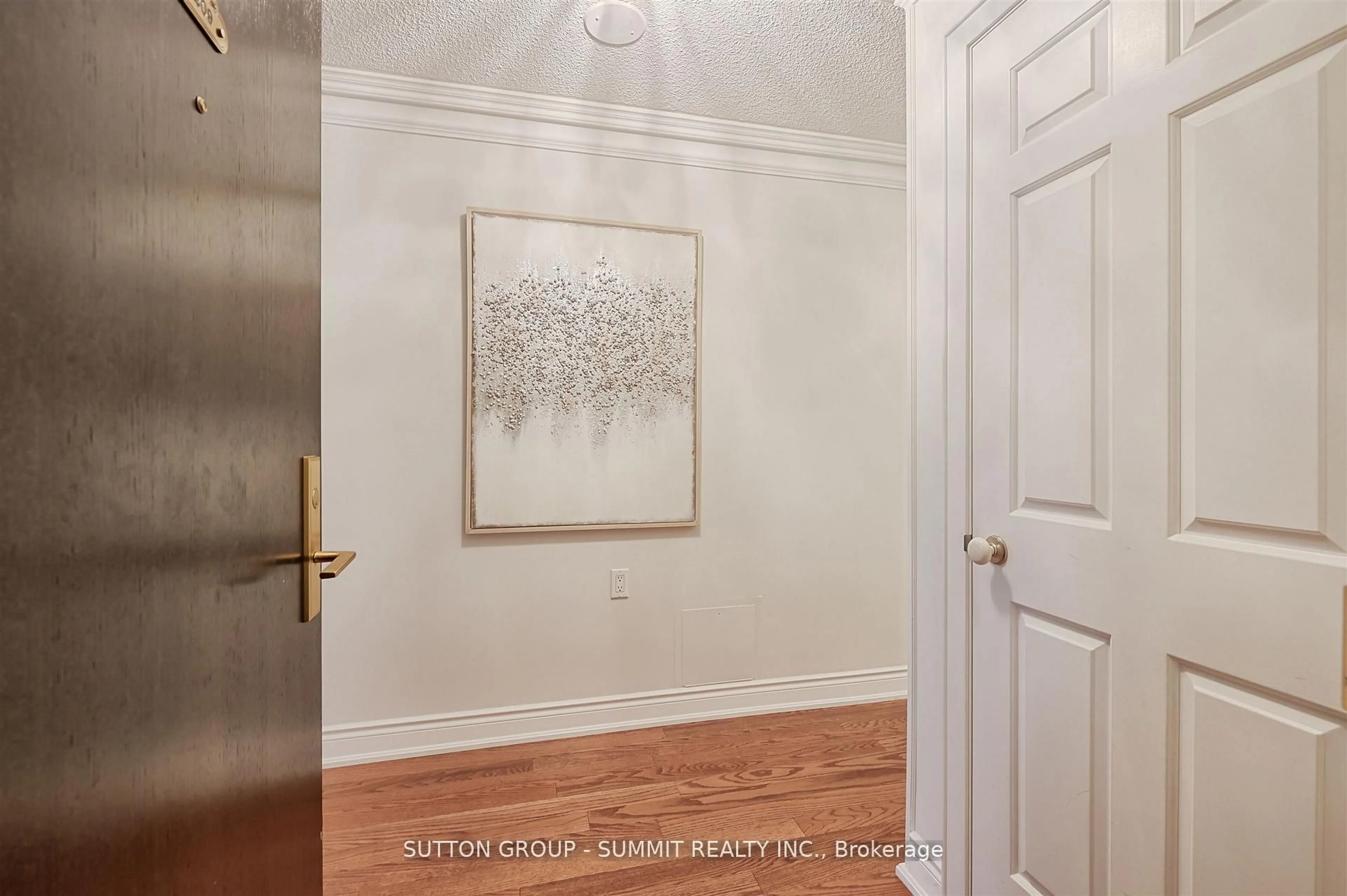 Indoor entryway for 68 CORPORATE Dr #2923, Toronto Ontario M1H 3H3