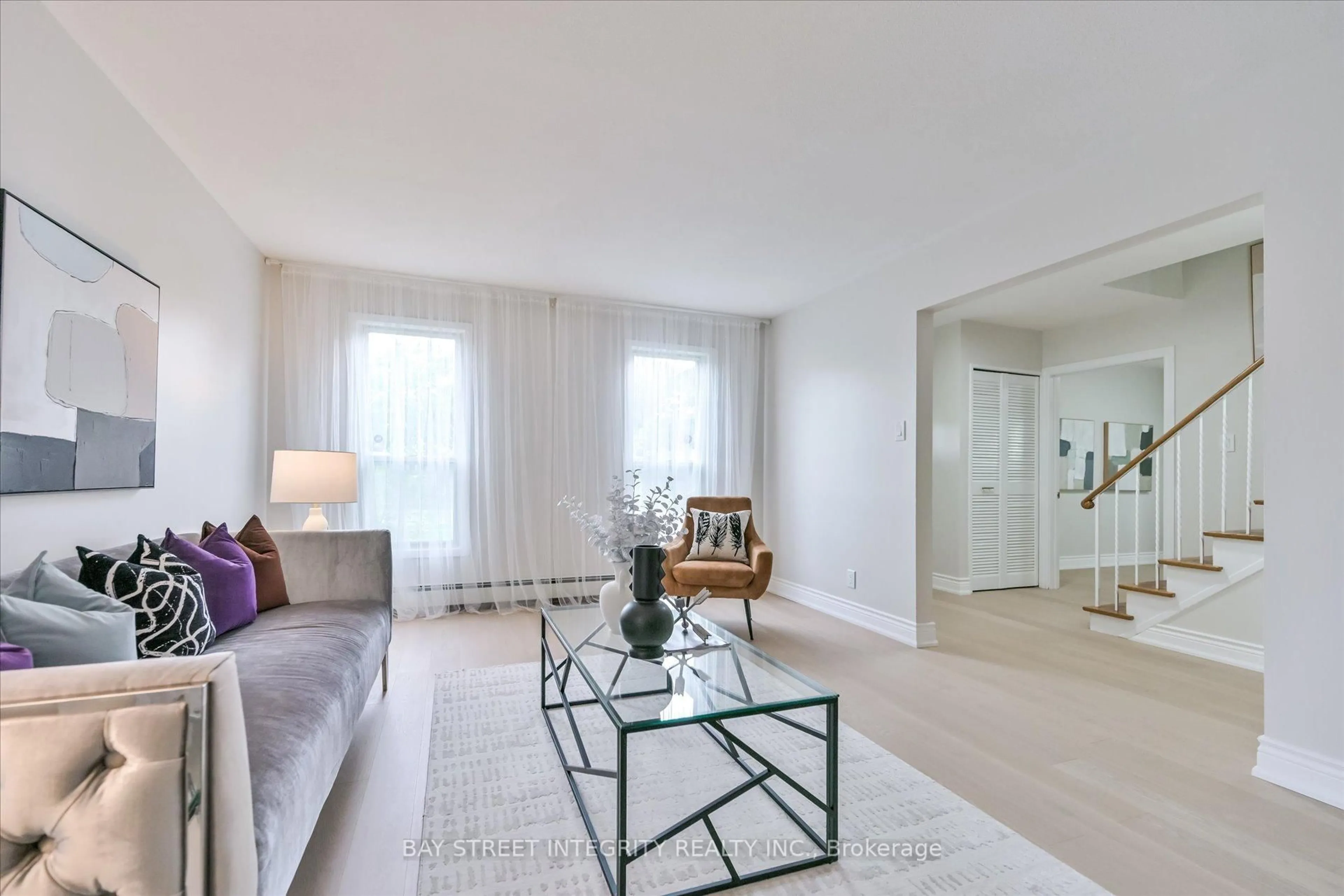 Living room with furniture, unknown for 4 Harfleur Rd, Toronto Ontario M1T 2X5