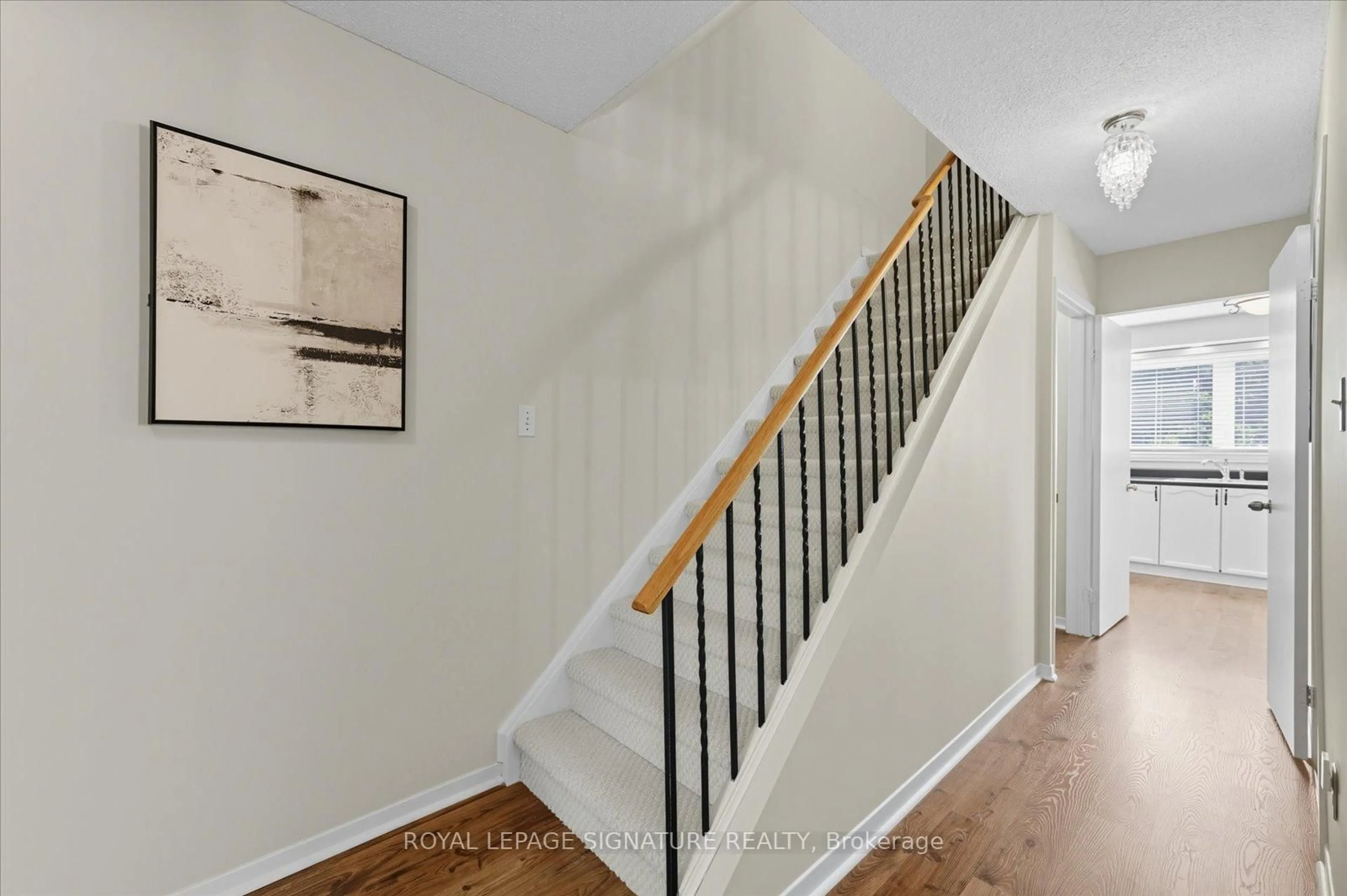 Stairs for 77 Ravenscroft Rd, Ajax Ontario L1T 1W6