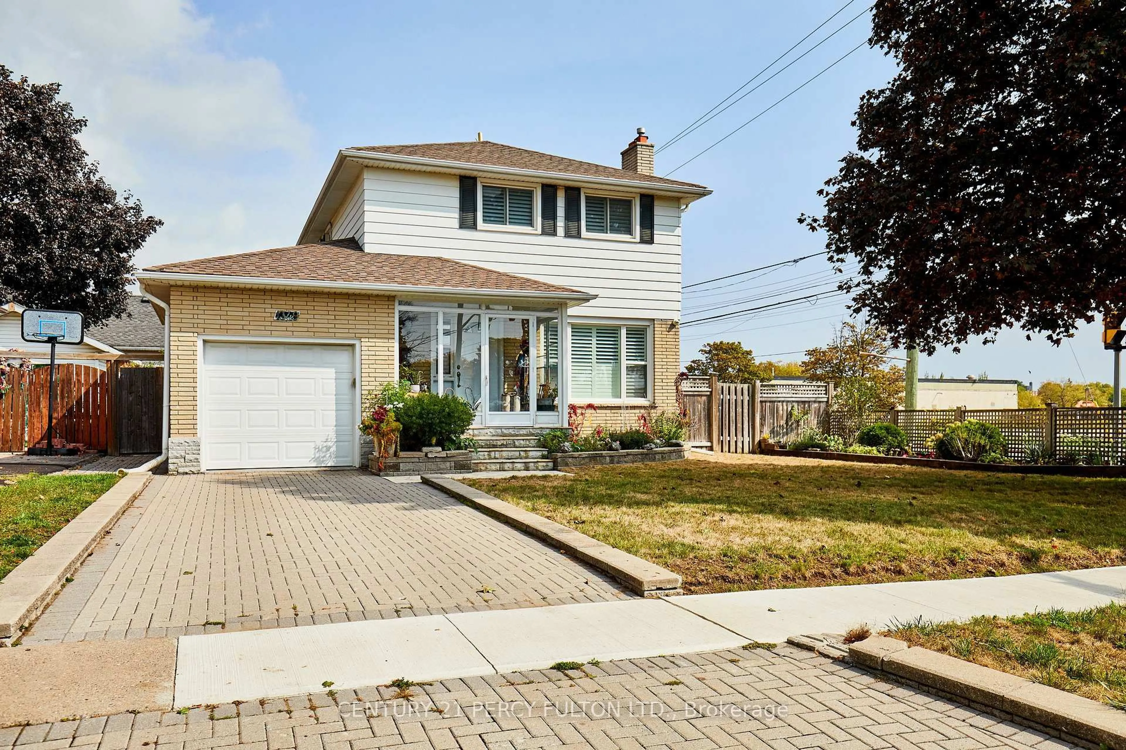 Unknown for 1349 Somerville St, Oshawa Ontario L1G 4L3