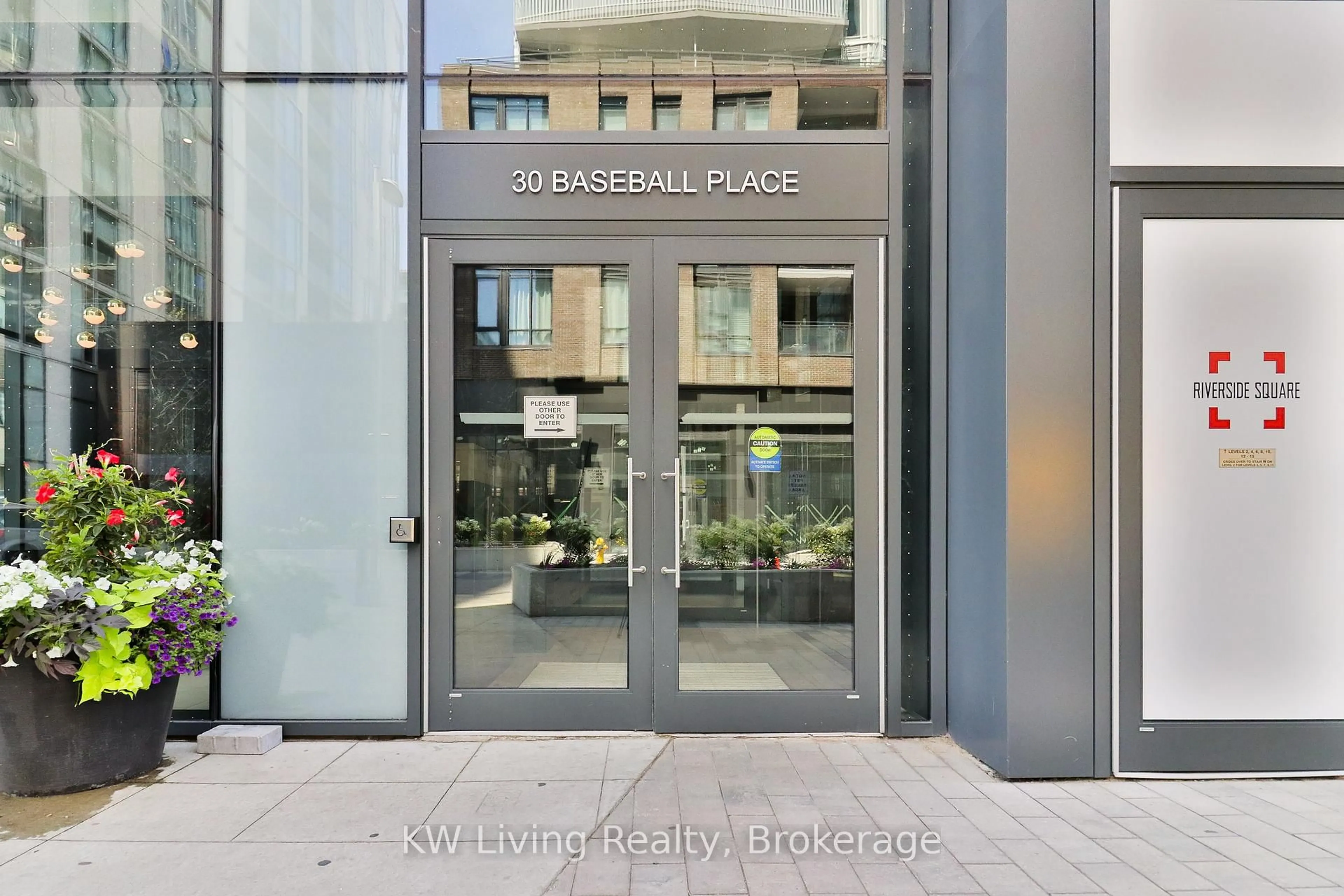 Indoor foyer for 30 Baseball Pl #425, Toronto Ontario M4M 0E8