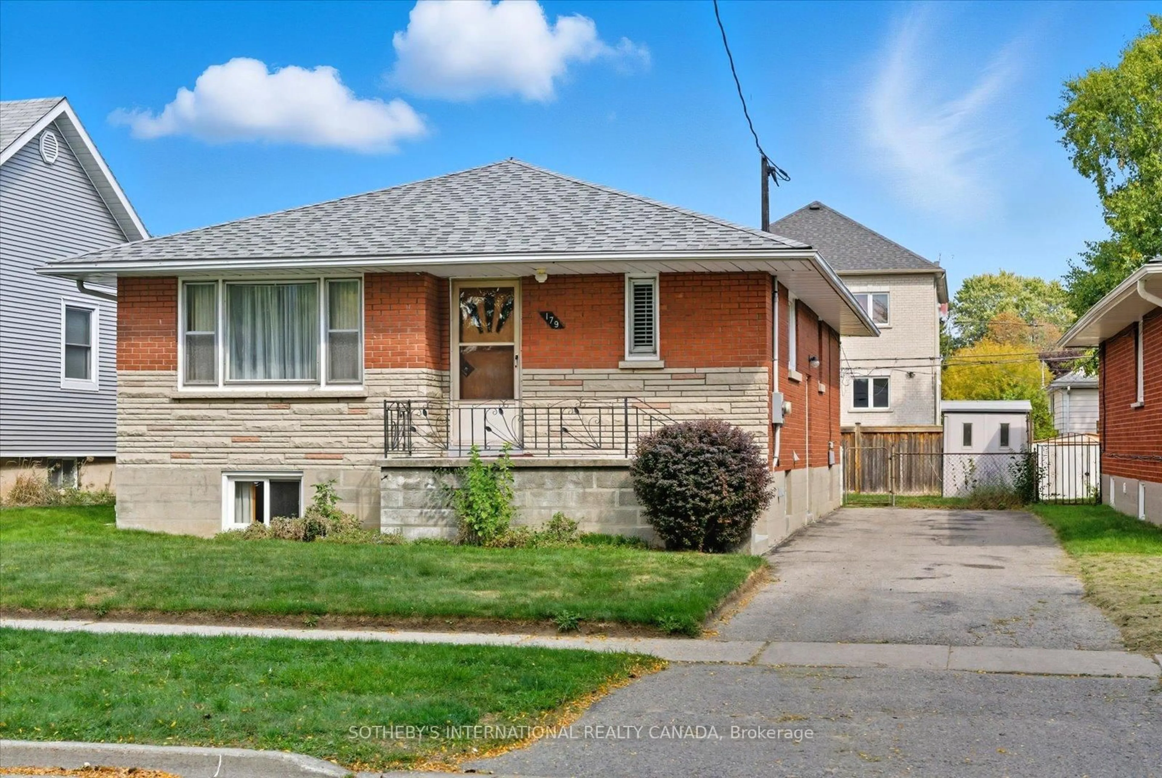 Home with brick exterior material, street for 179 Cromwell Ave, Oshawa Ontario L1J 4T7