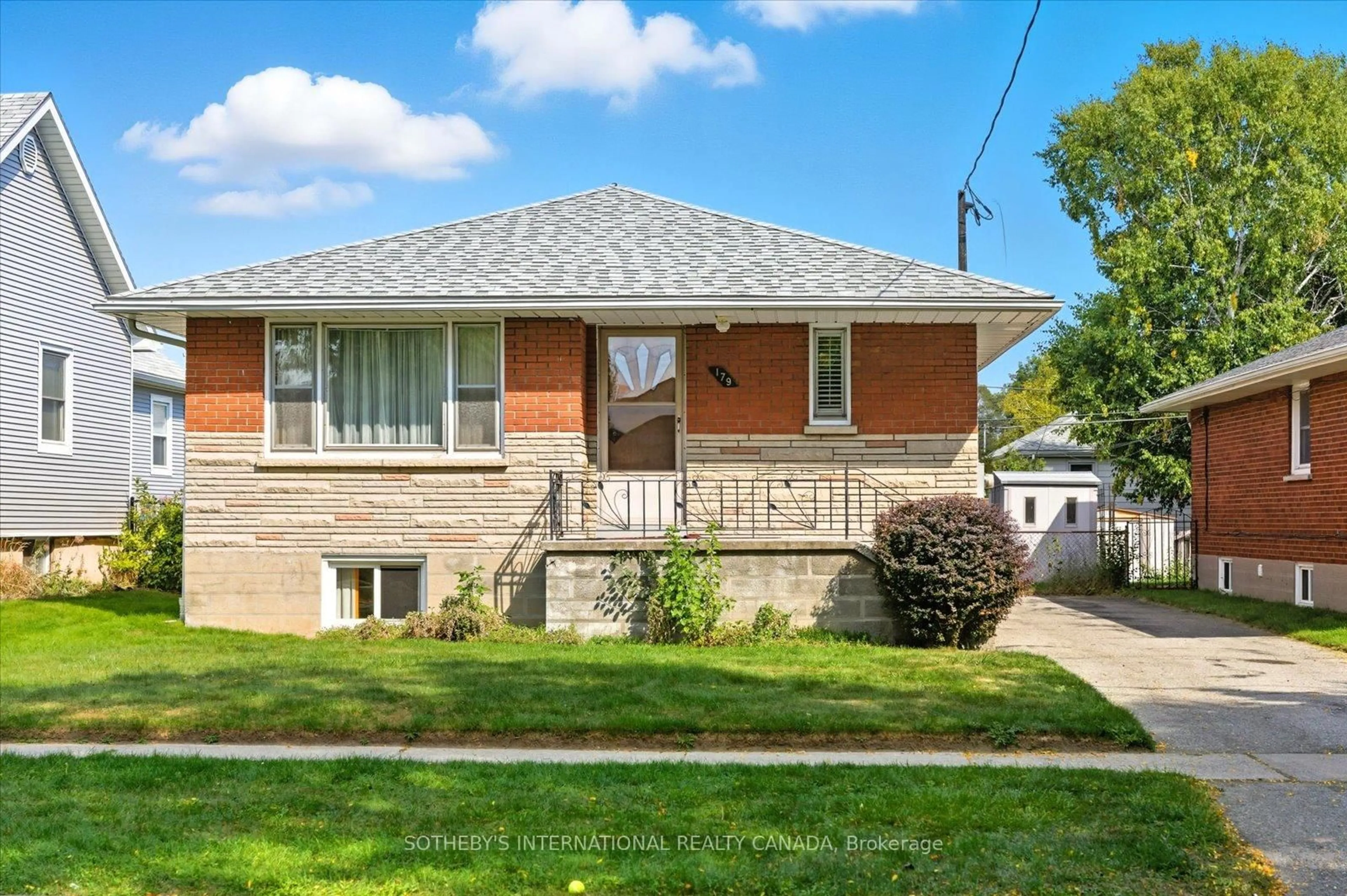 Home with brick exterior material, street for 179 Cromwell Ave, Oshawa Ontario L1J 4T7