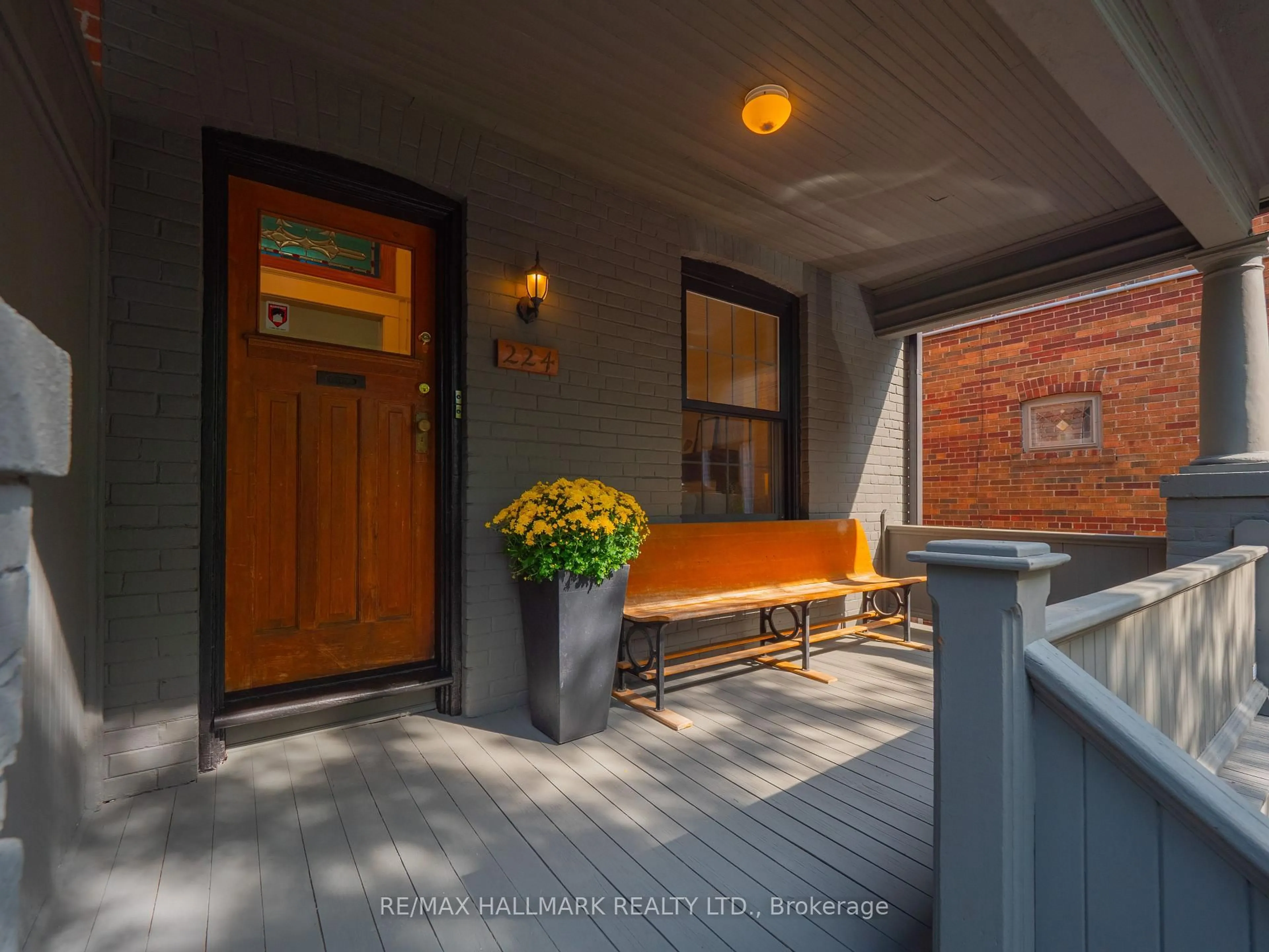 Indoor entryway for 224 Fulton Ave, Toronto Ontario M4K 1Y5