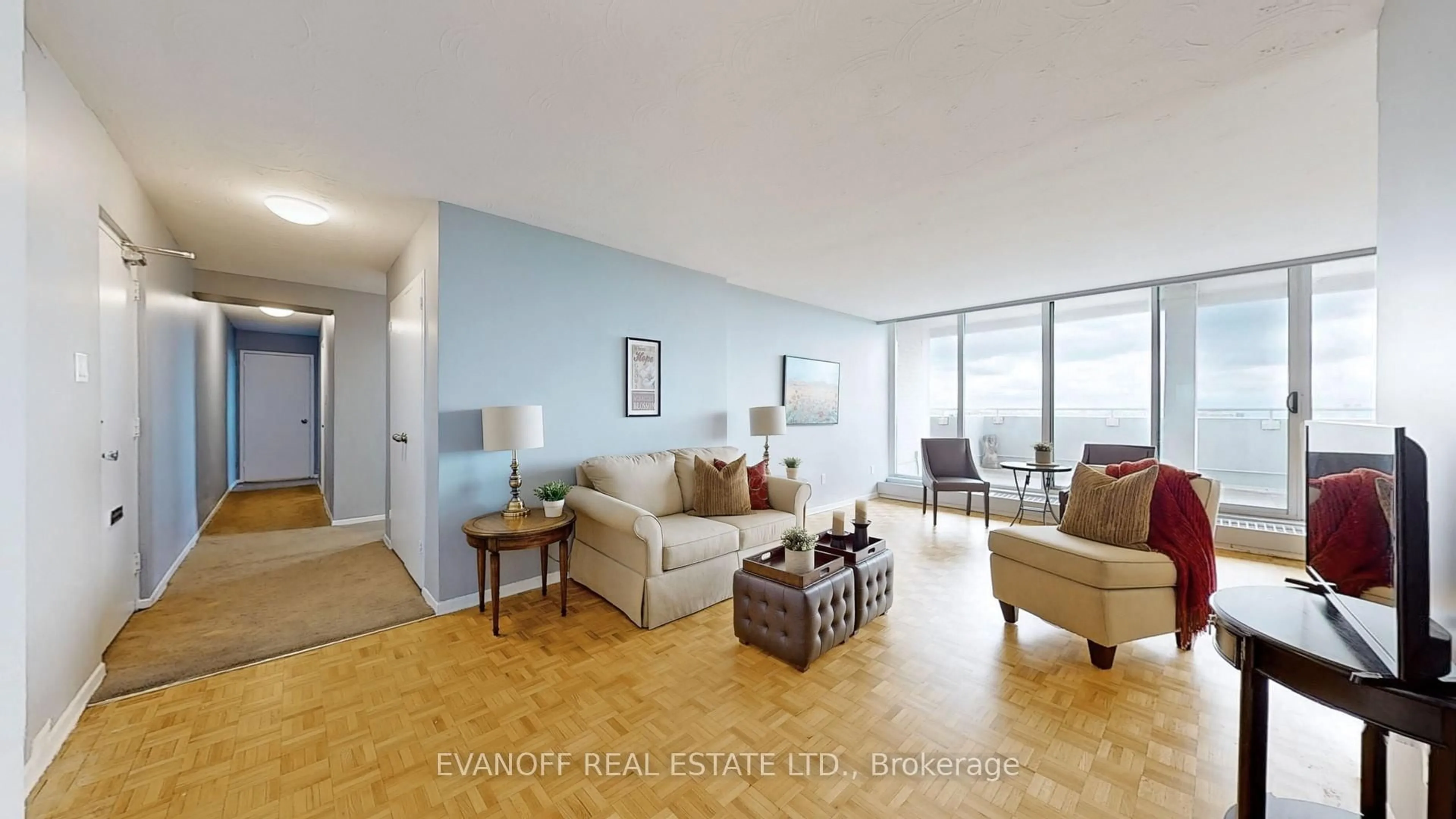Living room with furniture, wood/laminate floor for 3311 Kingston Rd #PH 4, Toronto Ontario M1M 1R1