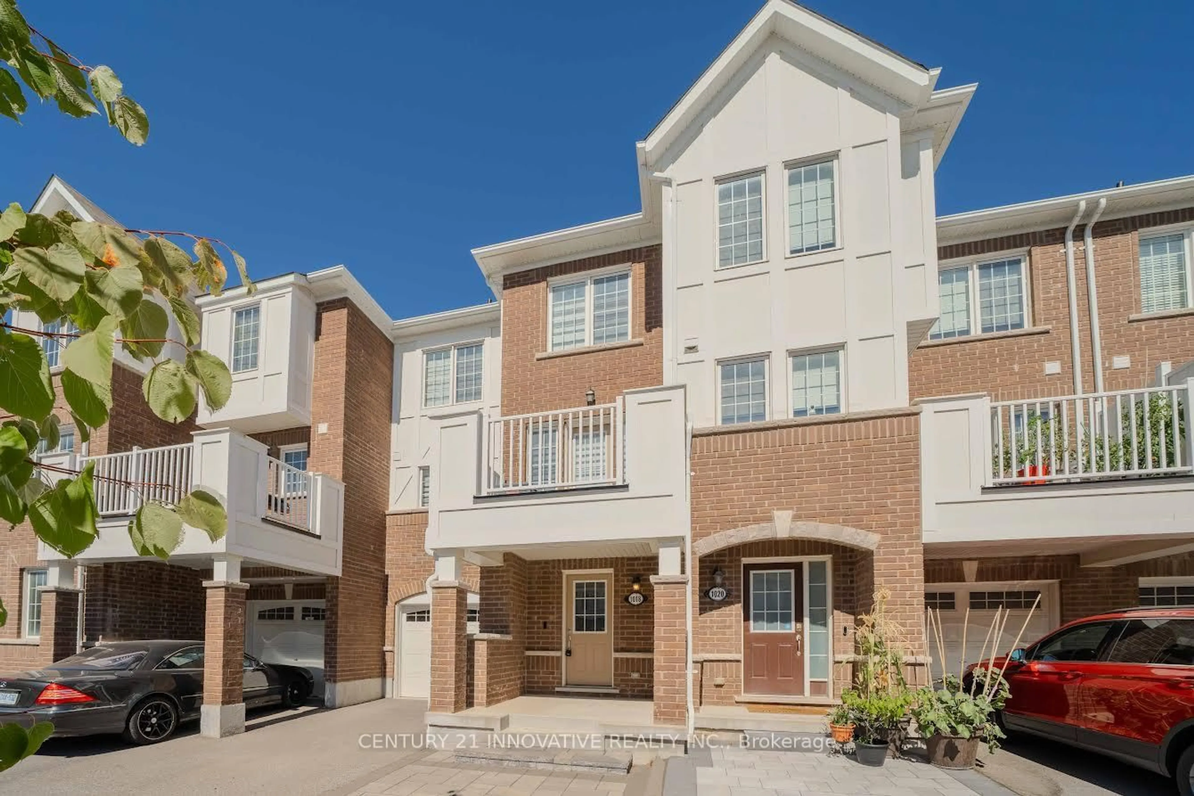 Home with brick exterior material, street for 1018 Dragonfly Ave, Pickering Ontario L1X 0E9