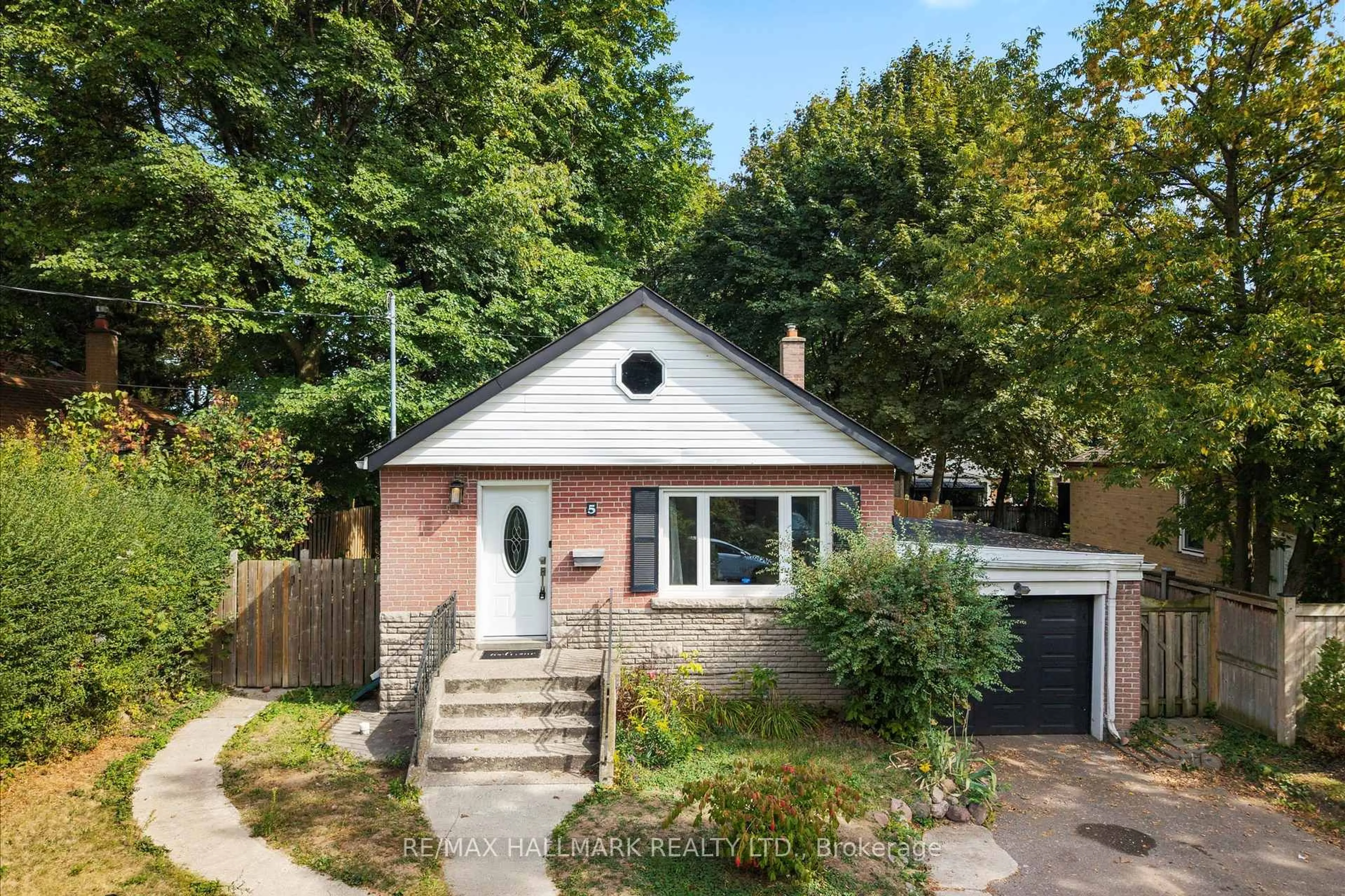 Home with brick exterior material, street for 5 East Haven Dr, Toronto Ontario M1N 1L8