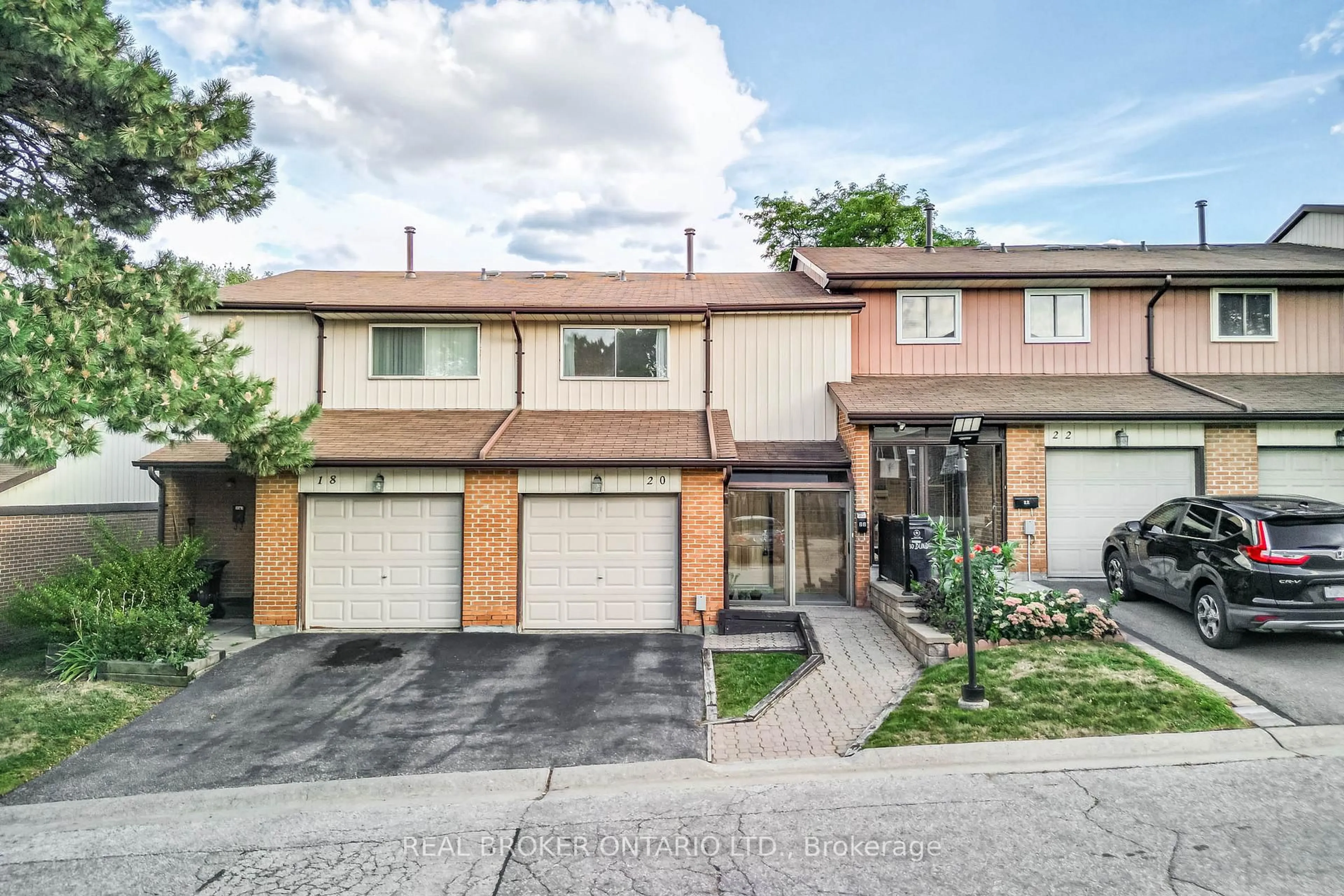 Unknown for 30 Dundalk Dr #20, Toronto Ontario M1P 4W1