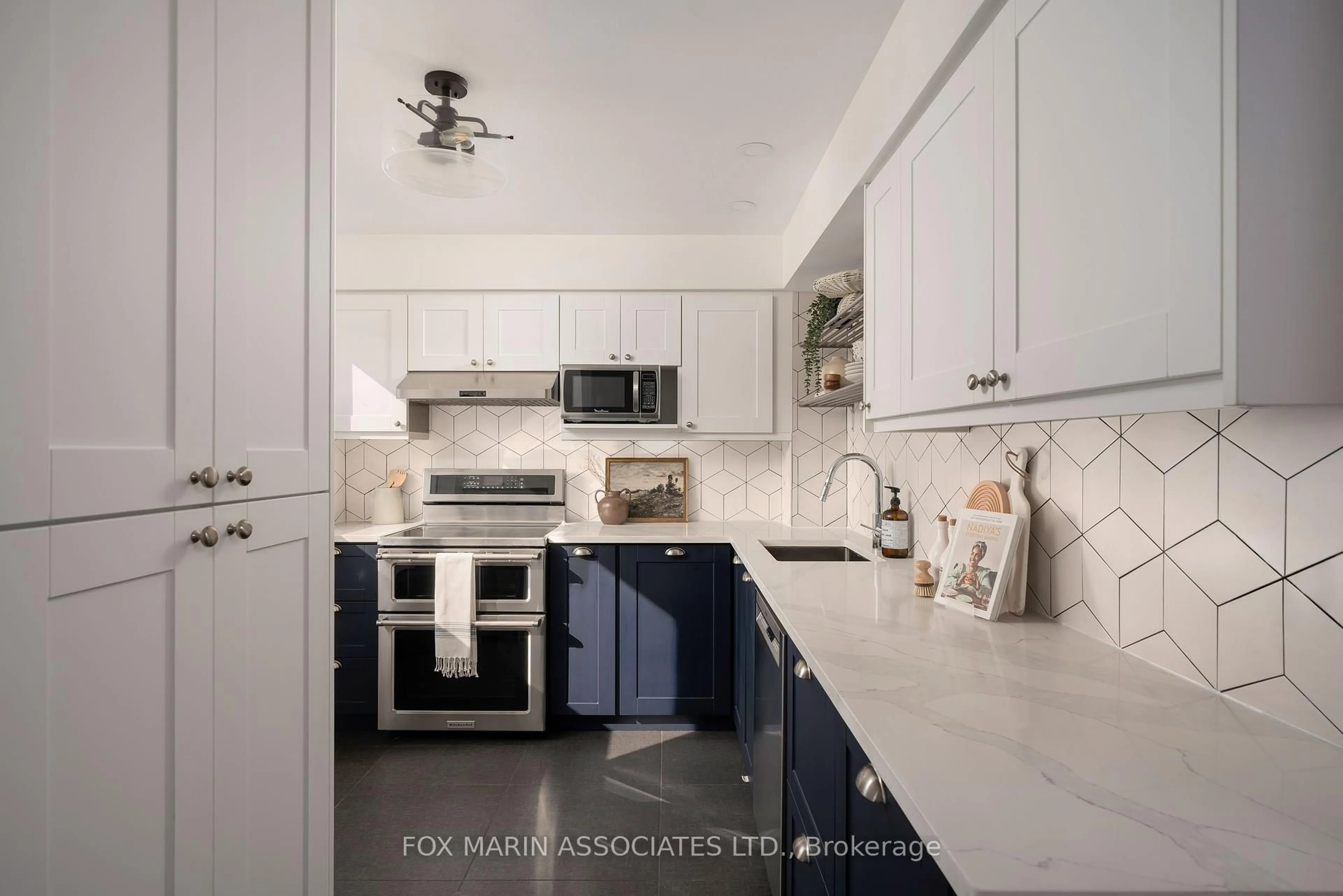 Contemporary kitchen, ceramic/tile floor for 90 Edgewood Ave #130, Toronto Ontario M4L 3H1