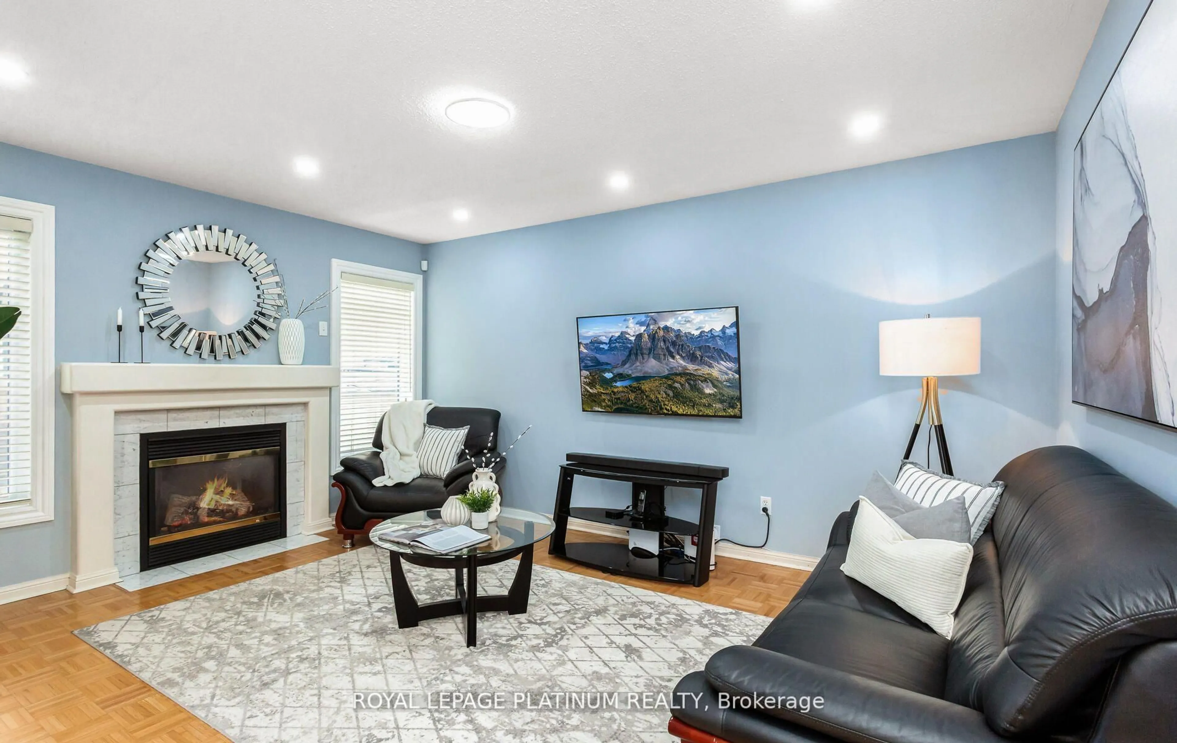 Living room with furniture, unknown for 4 Skipperhill Cres, Toronto Ontario M1X 1W2