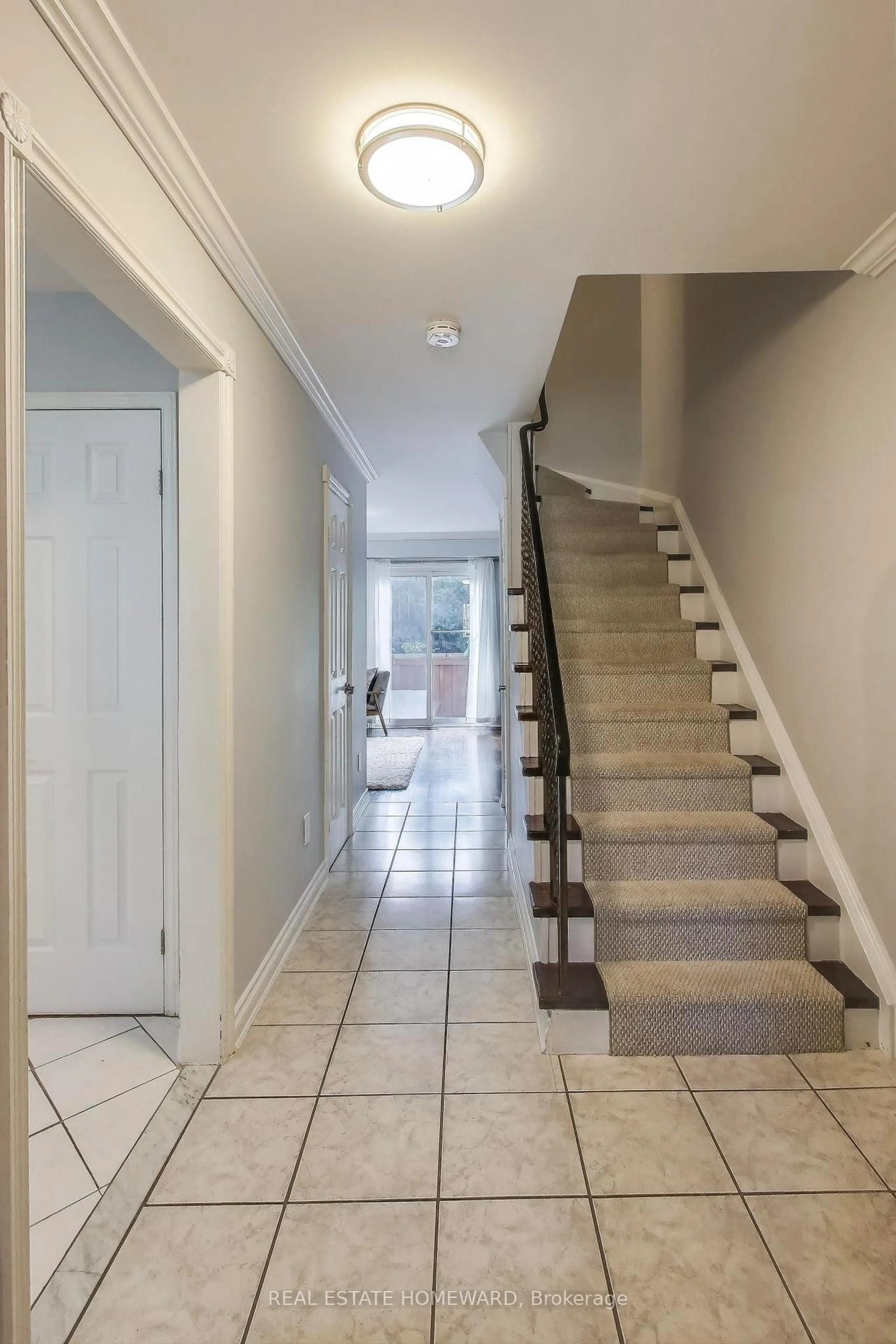 Unknown for 25 Whitecap Blvd #9, Toronto Ontario M1M 2Y5