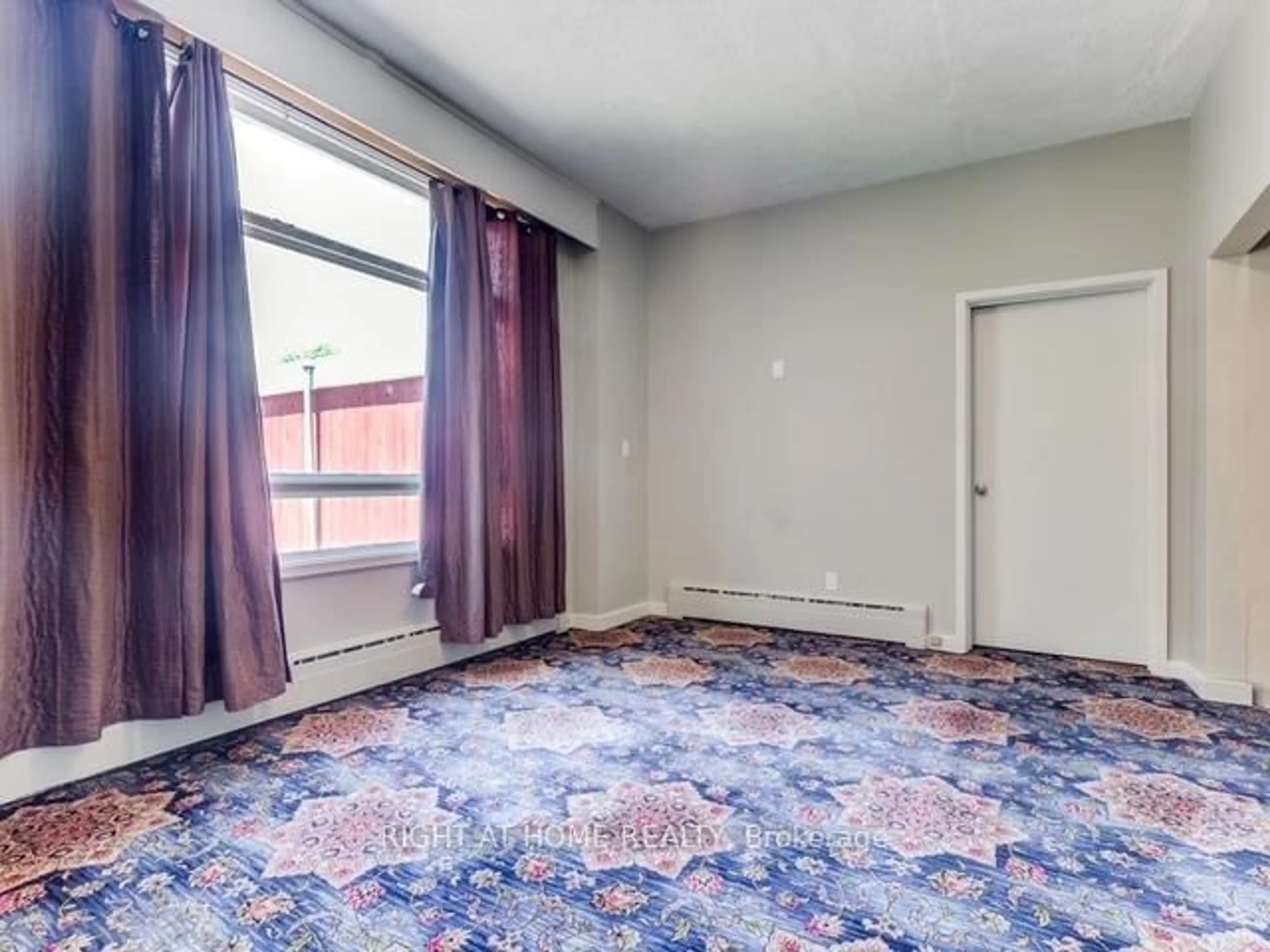 A pic of a room for 79 Queen St, Clarington Ontario L1C 1M5