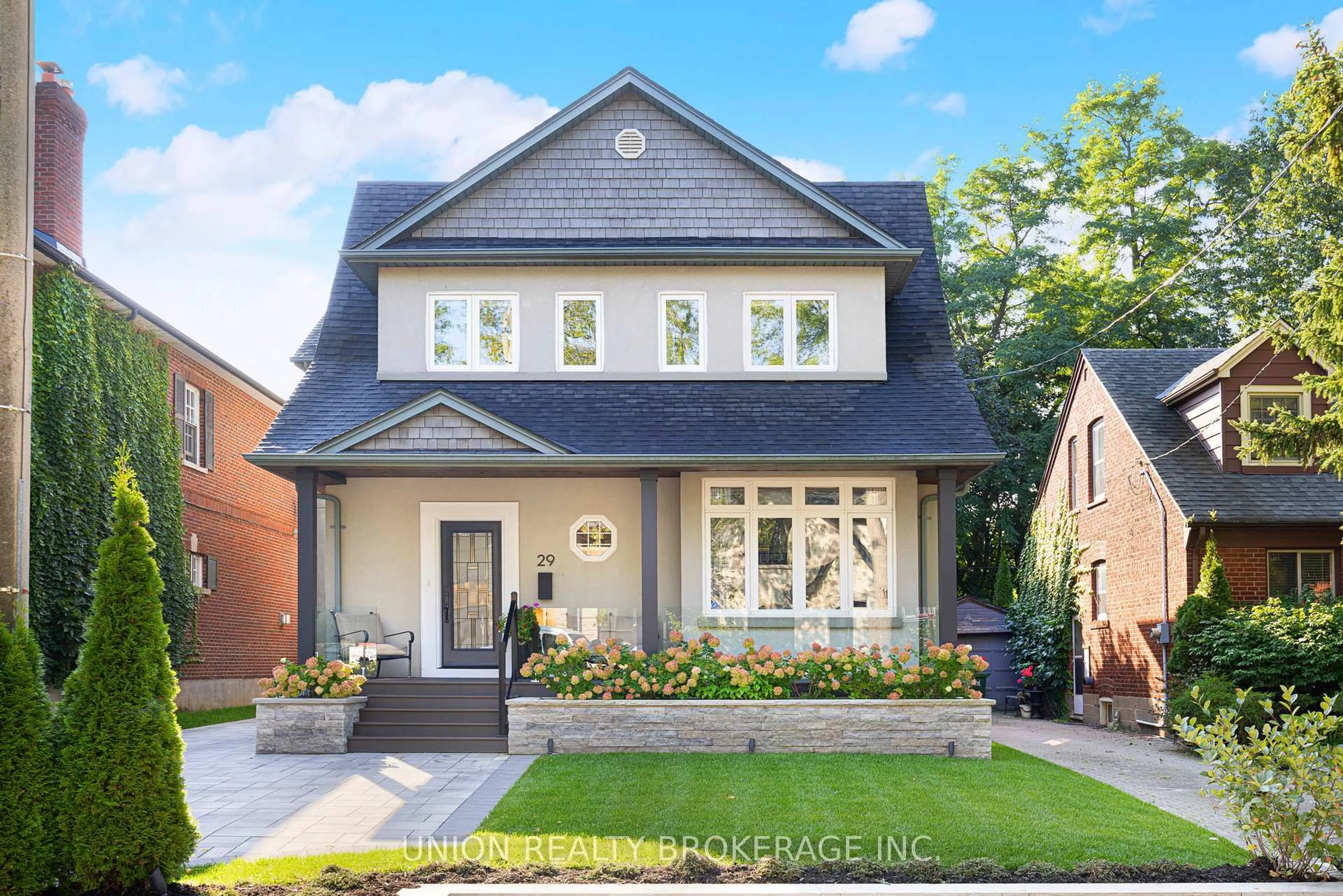 Home with brick exterior material, street for 29 Lynndale Rd, Toronto Ontario M1N 1B9