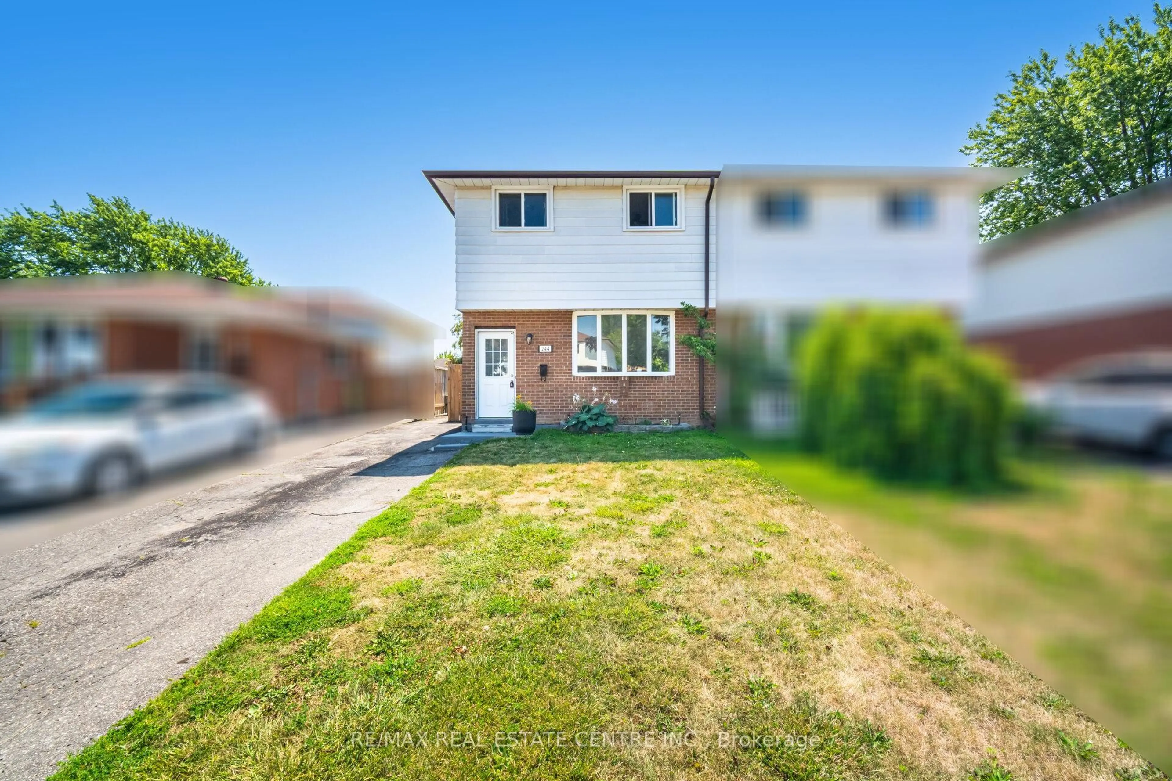 A pic from outside/outdoor area/front of a property/back of a property/a pic from drone, street for 244 Kinmount Cres, Oshawa Ontario L1J 3T7