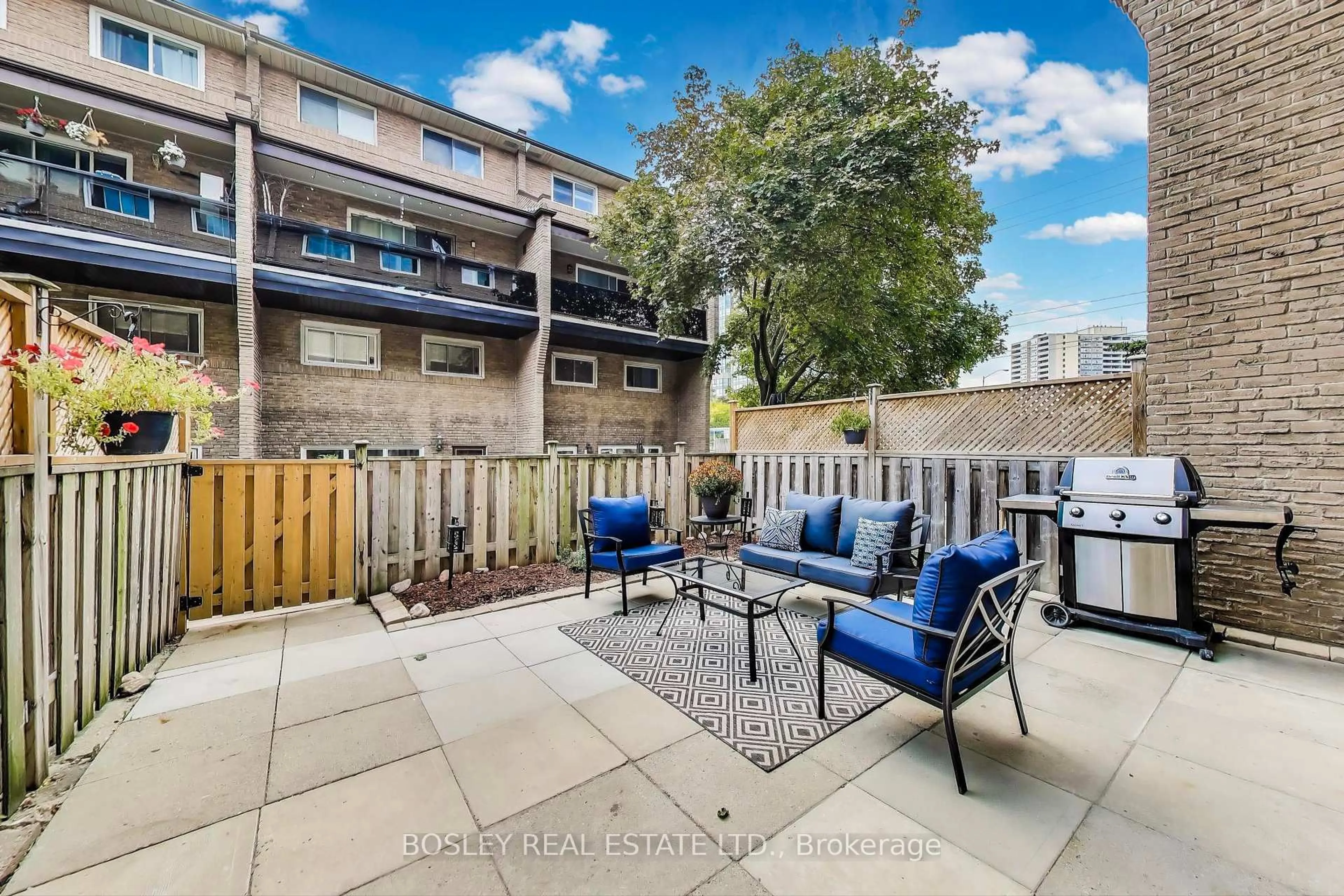 Patio, water/lake/river/ocean view for 91 Muir Dr #21, Toronto Ontario M1M 3T7