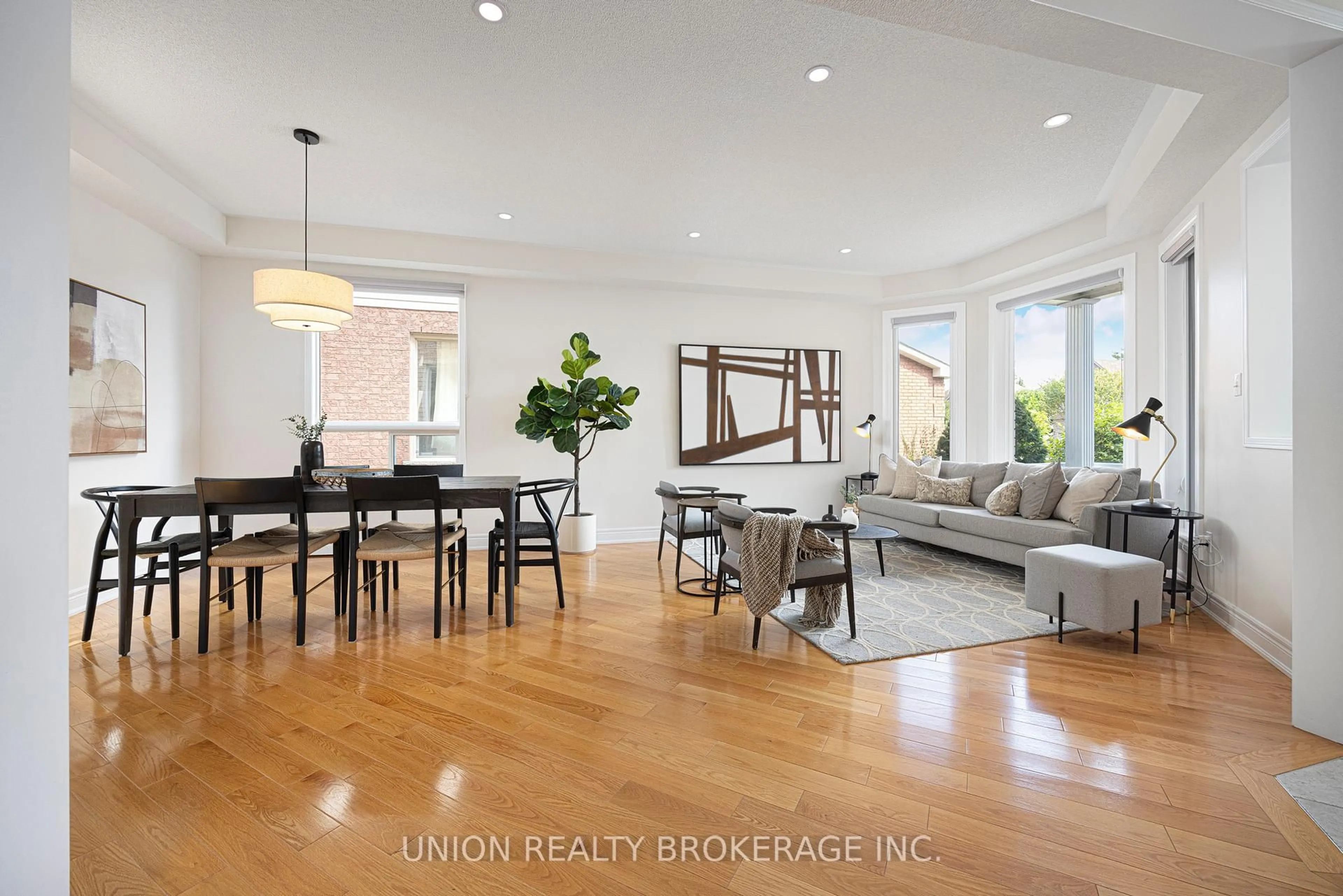 Unknown for 1748 Autumn Cres, Pickering Ontario L1V 6X3