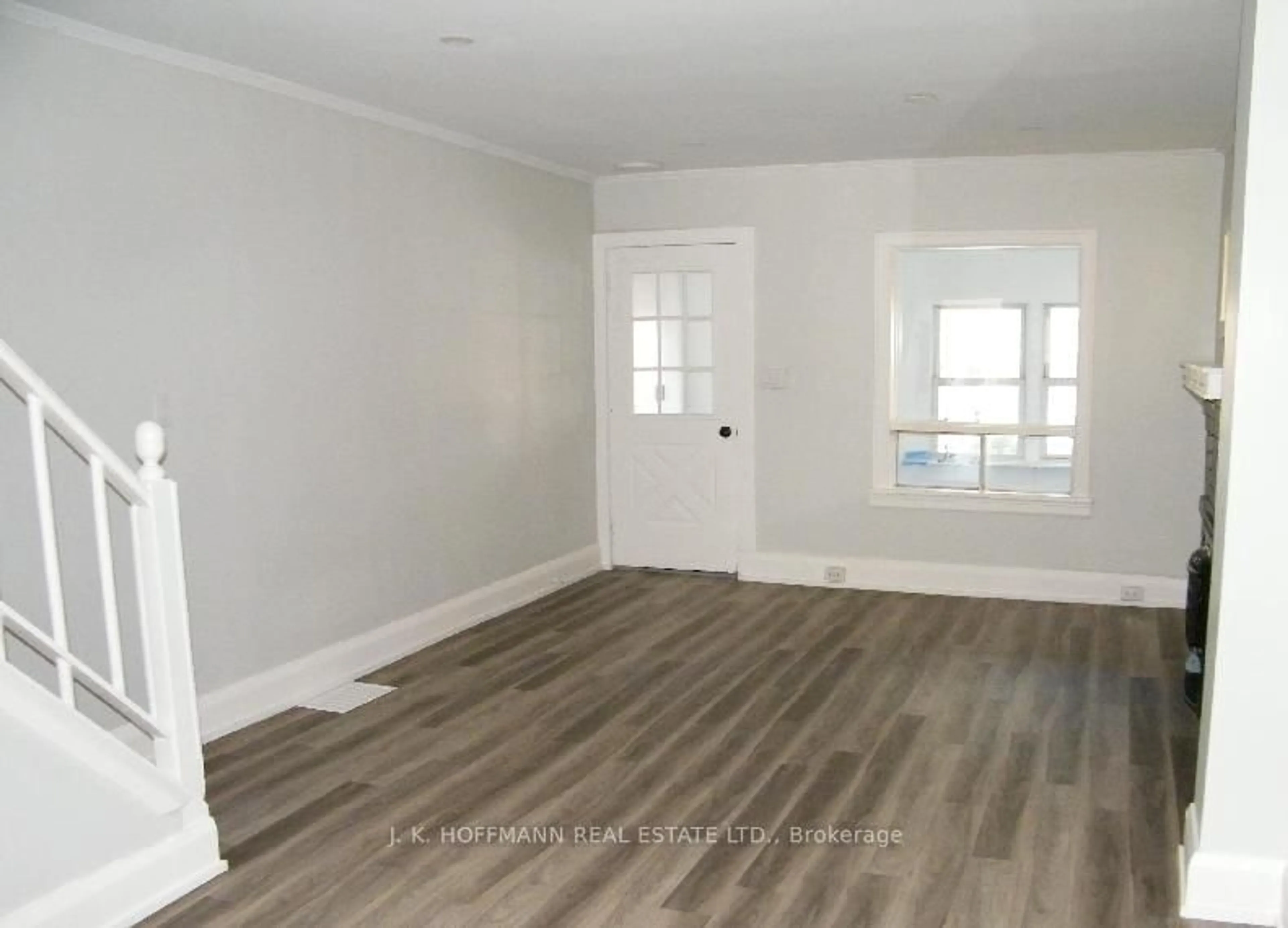 A pic of a room for 33 Darrell Ave, Toronto Ontario M4E 2G5