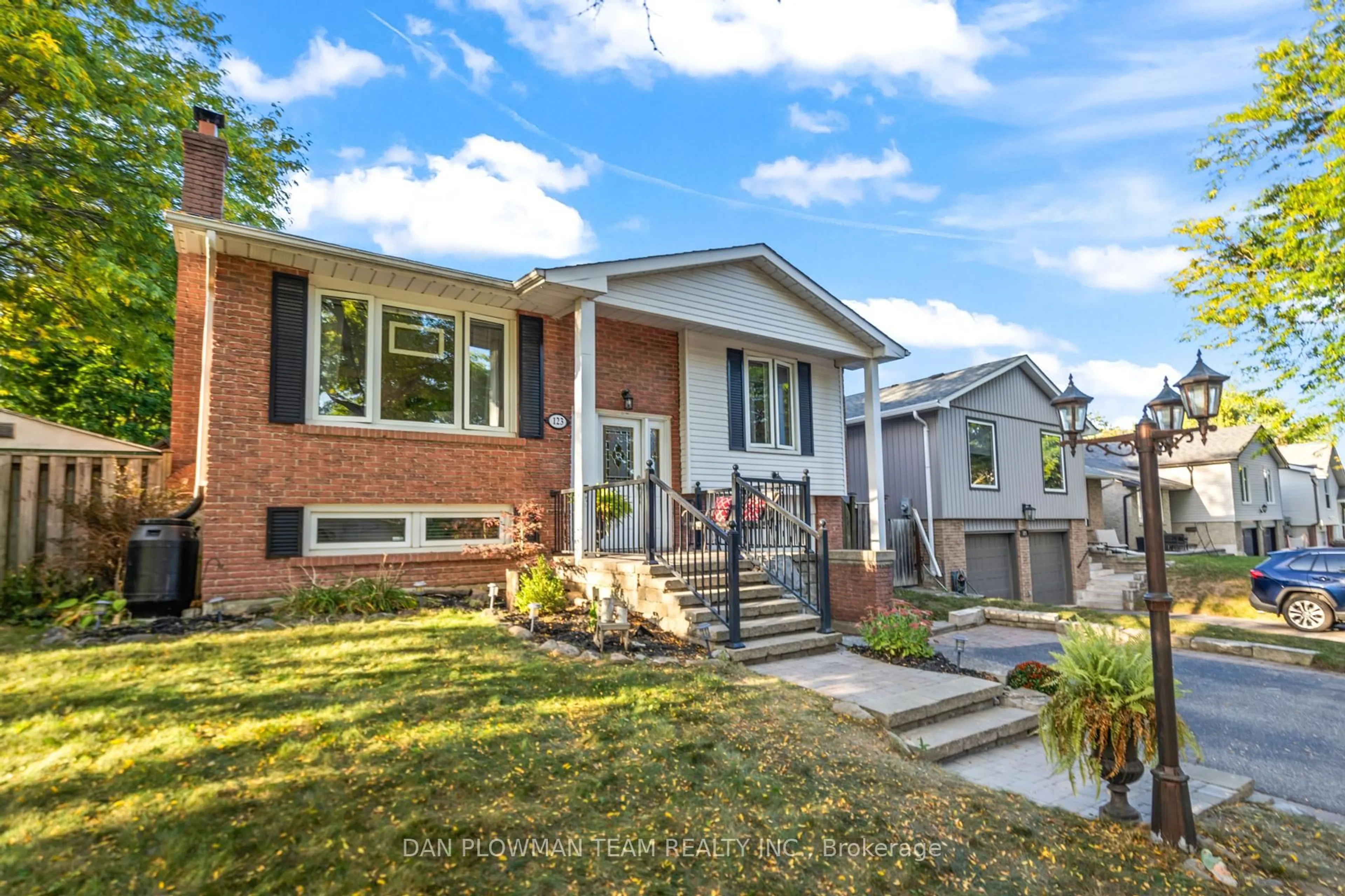 Home with brick exterior material, street for 123 Guthrie Cres, Whitby Ontario L1P 1A6