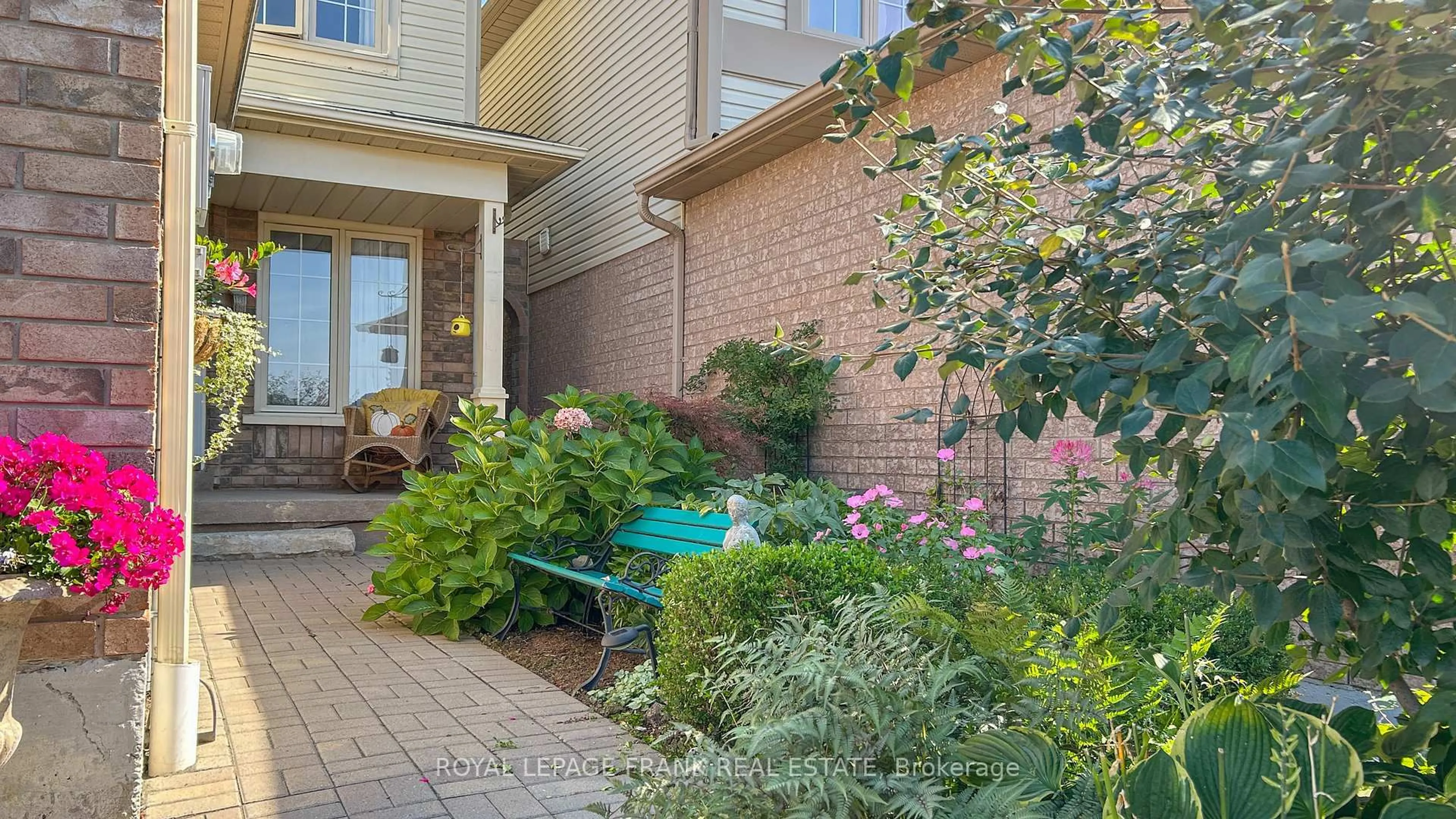 Patio, street for 36 Greengrove Way, Whitby Ontario L1R 2N4