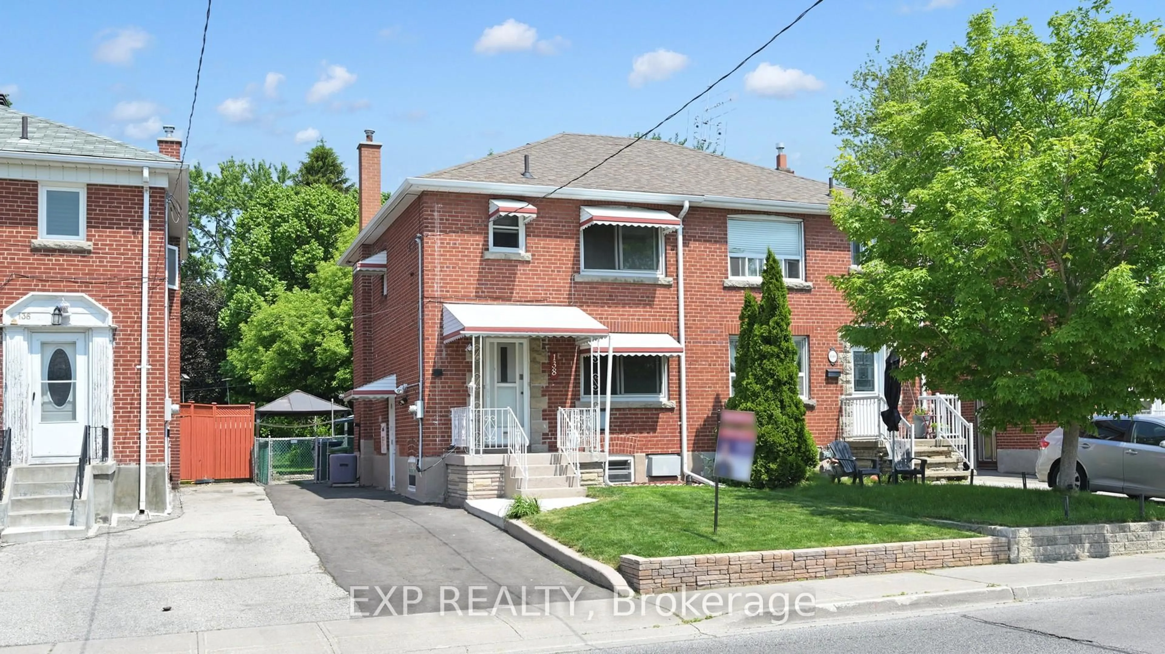 Home with brick exterior material, street for 138 Park St, Toronto Ontario M1N 2P5