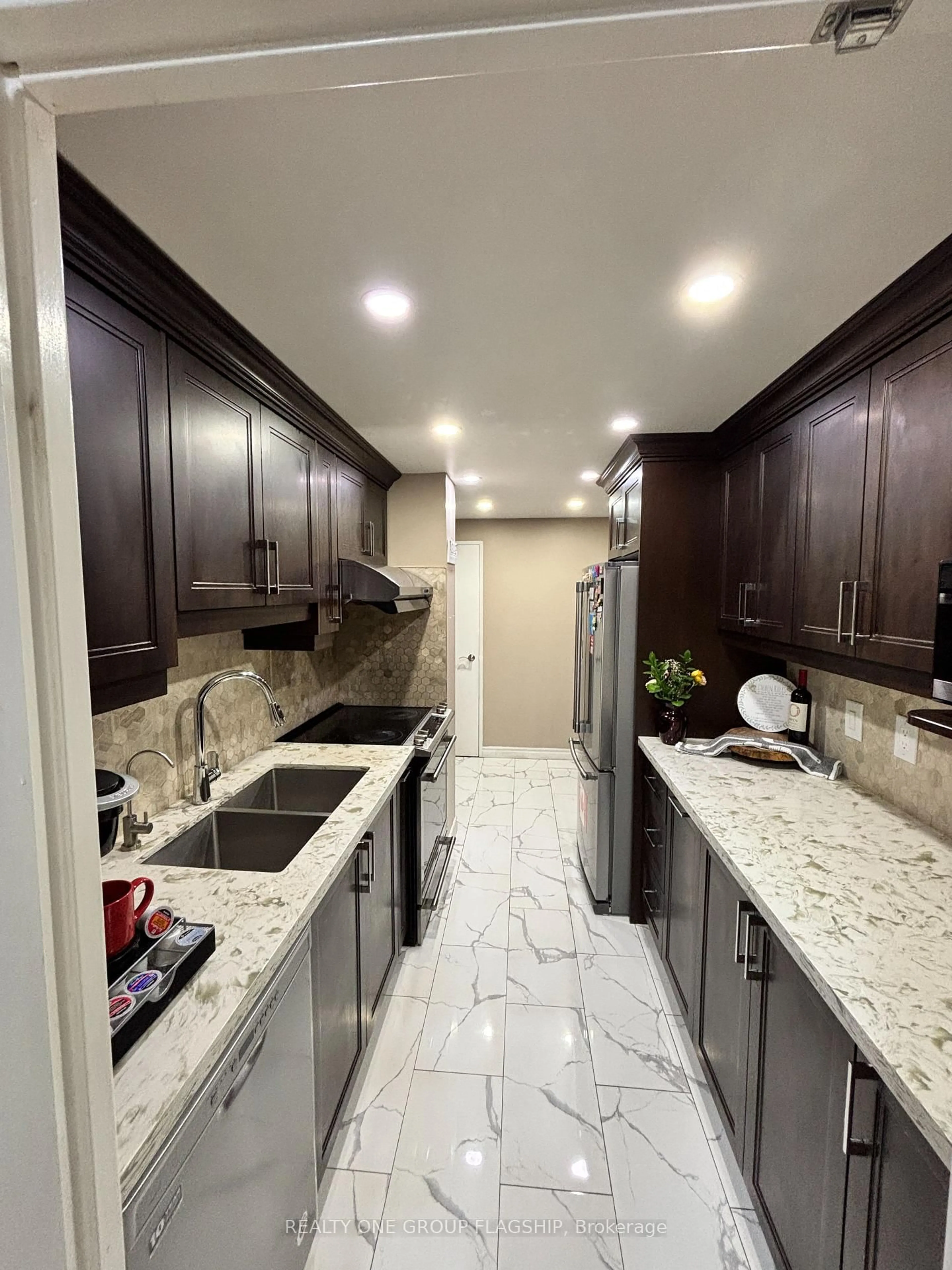Contemporary kitchen, ceramic/tile floor for 25 Silver Springs Blvd #806, Toronto Ontario M1V 1M9