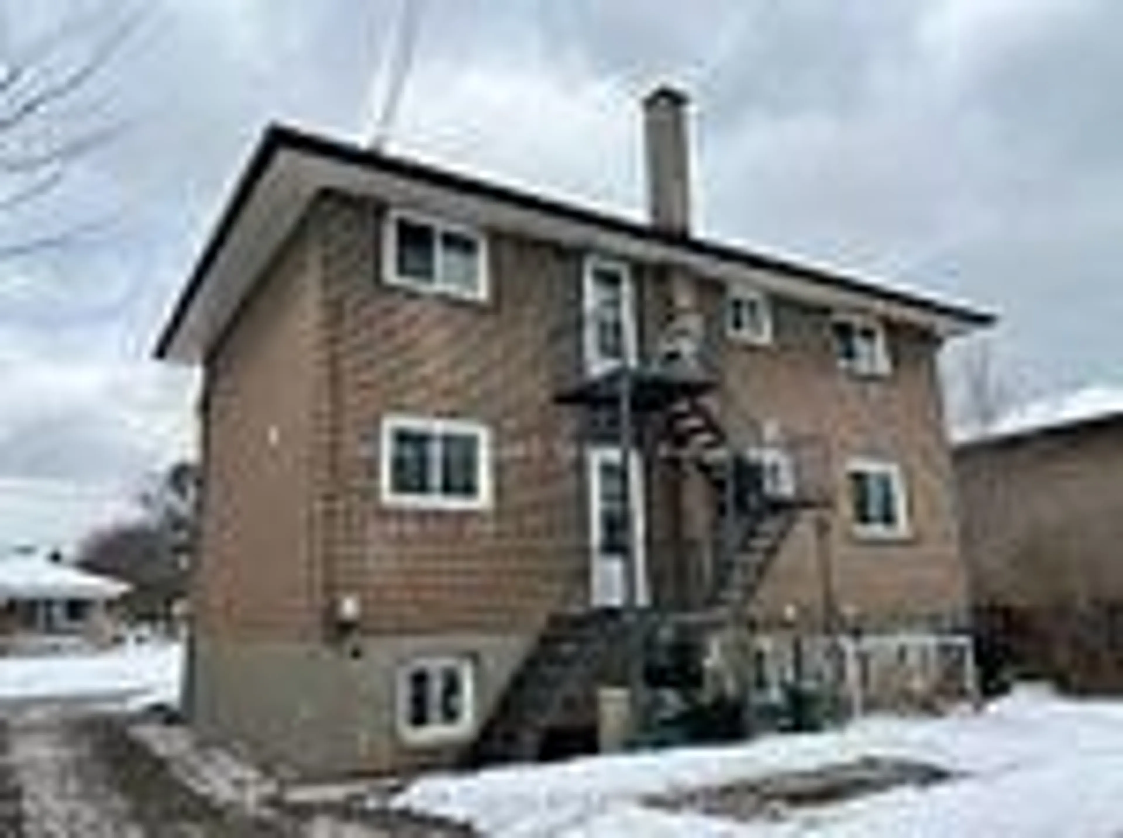 Home with brick exterior material, building for 337 Frontenac Ave, Oshawa Ontario L1J 2A7