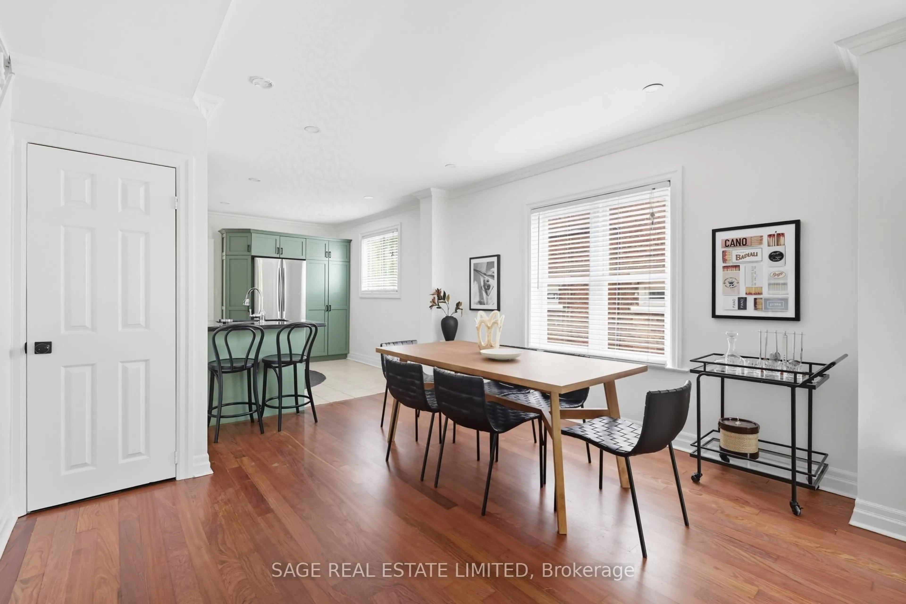Dining room, wood/laminate floor for 2021 Gerrard St, Toronto Ontario M4E 2B2