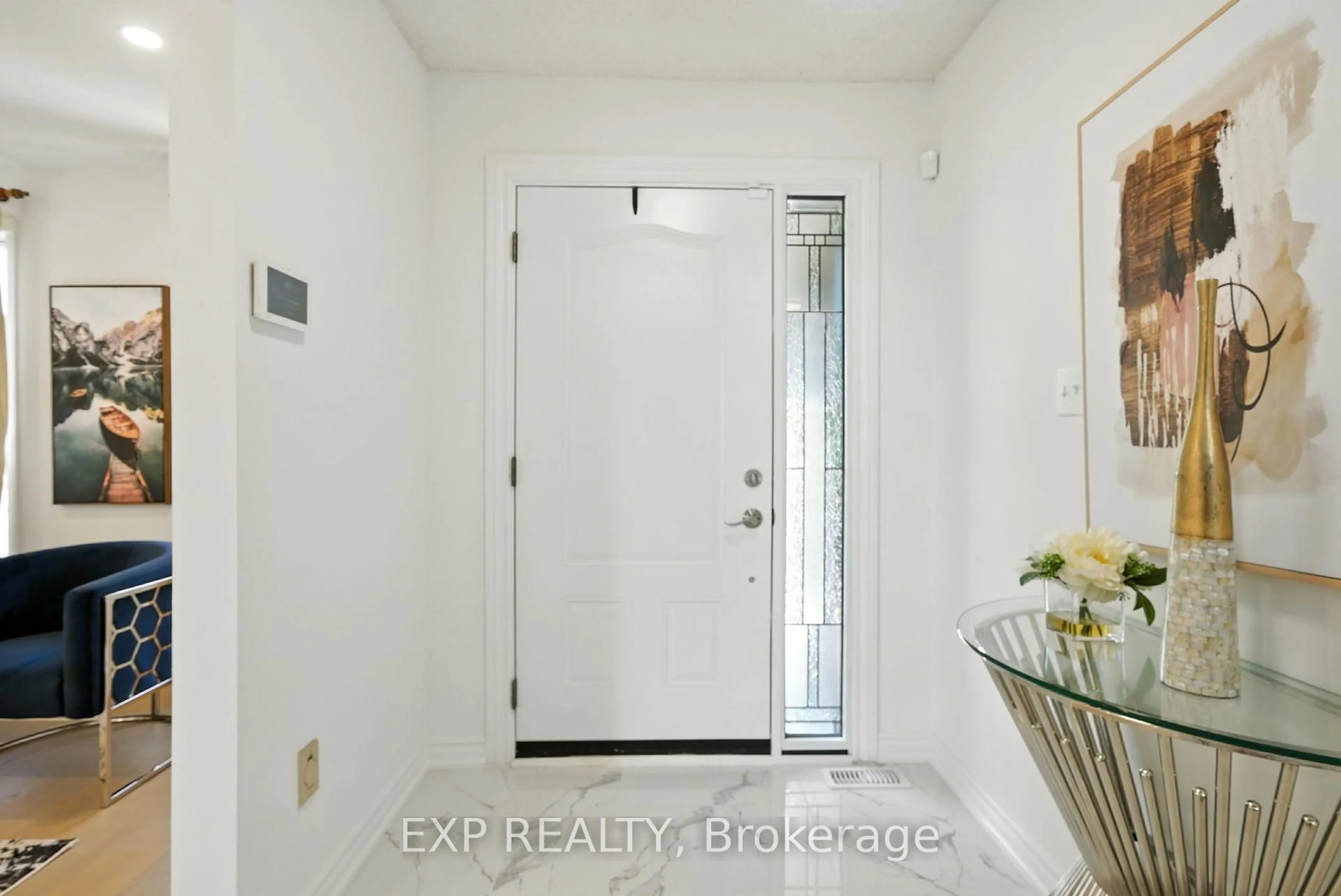 Indoor entryway for 503 Broadgreen St, Pickering Ontario L1W 3H6