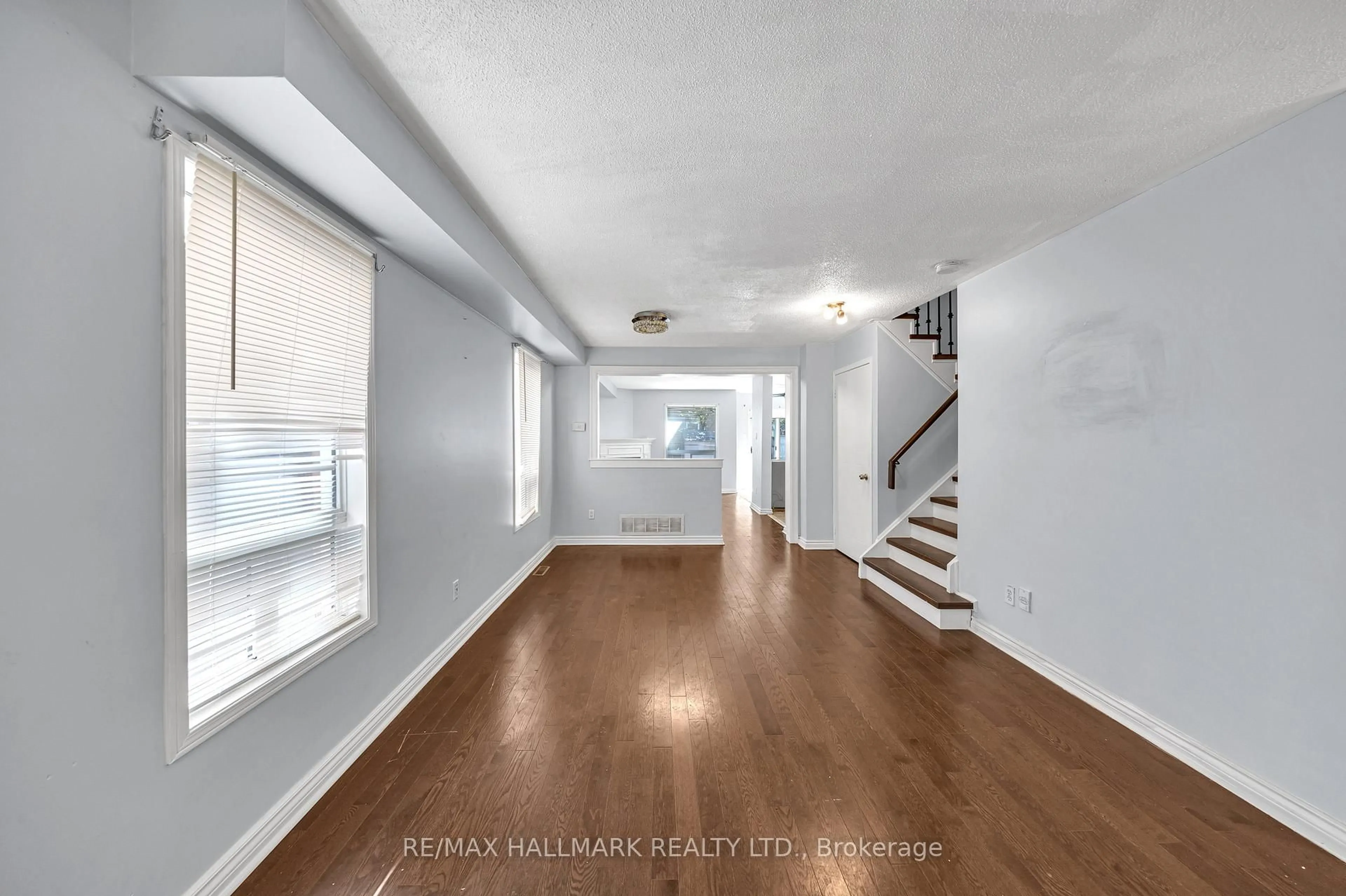 A pic of a room for 29 Hemans Crt, Ajax Ontario L1T 4B9