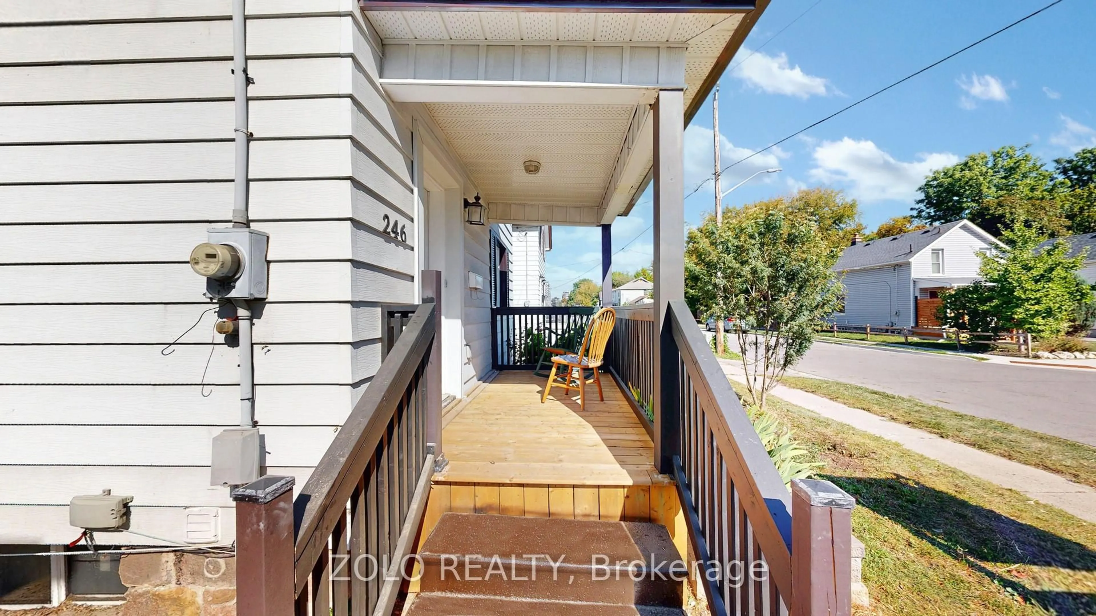 Unknown for 246 Court St, Oshawa Ontario L1H 4W7
